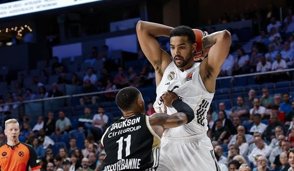 Έπαιξε σαν... βασίλισσα και «κατάπιε» τη Βιλερμπάν η Ρεάλ Μαδρίτης