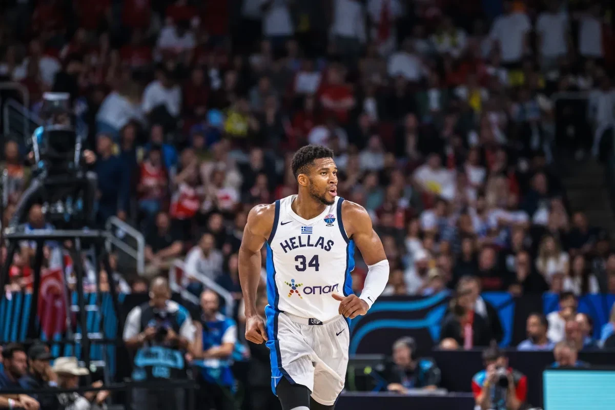 Μπουρούσης στο Athletiko by Night  για το μετάλλιο της Εθνικής και τα νέα δεδομένα σε Άρη και ΠΑΟΚ (video)
