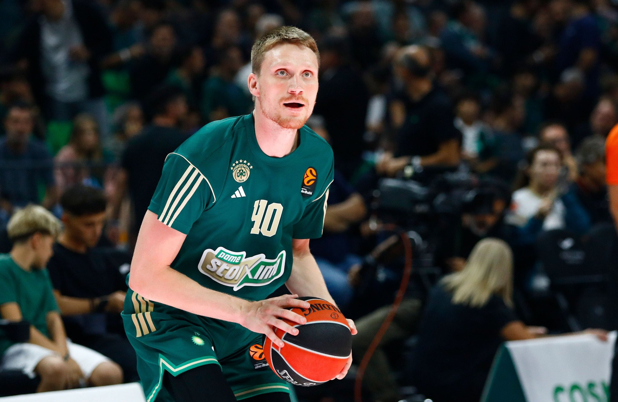 «Ο Γκριγκόνις δεν σκέφτεται να φύγει από τον Παναθηναϊκό»