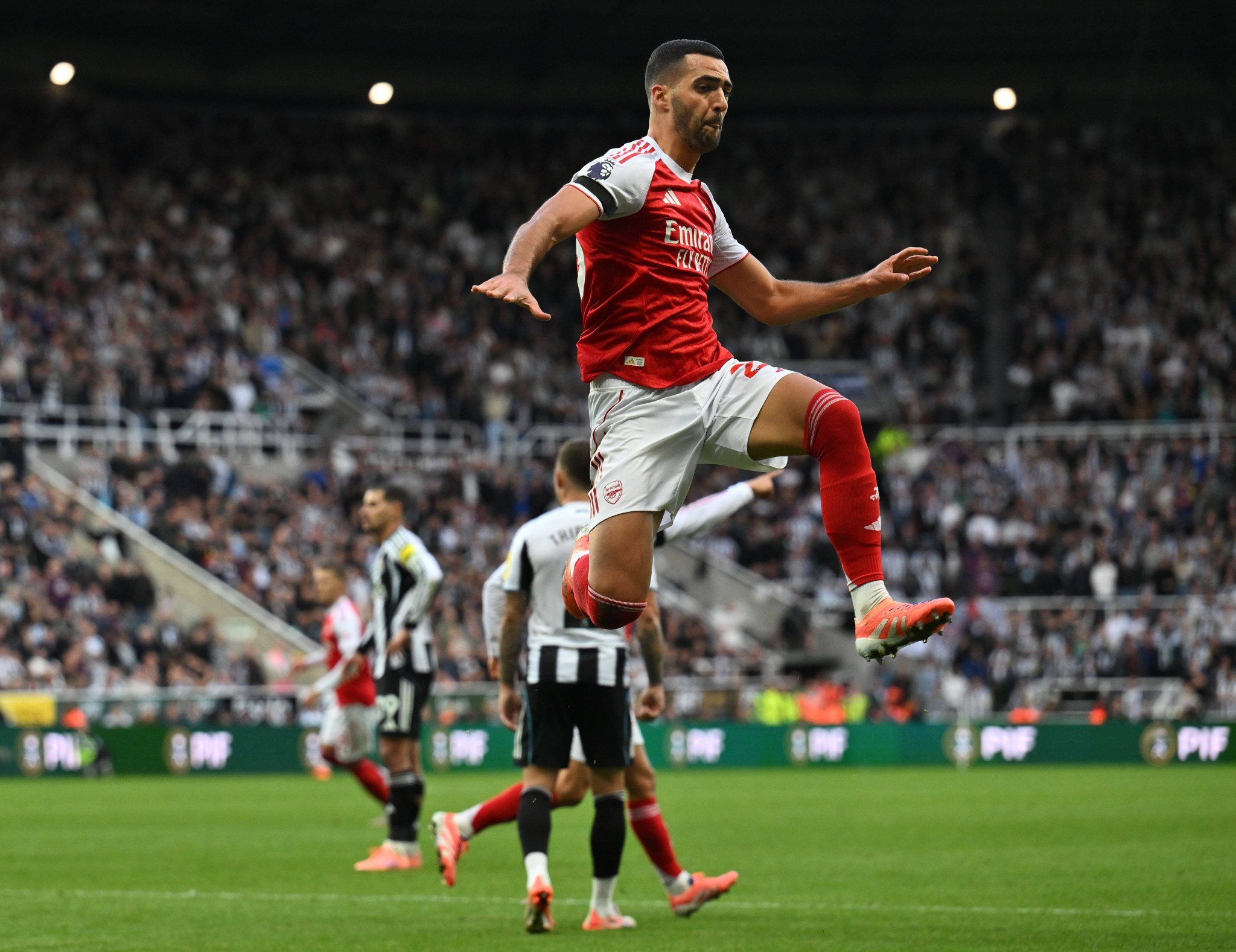 Με «buzzer beater» του Γκάμπριελ η Άρσεναλ έκανε επική ανατροπή πριν τον Ολυμπιακό