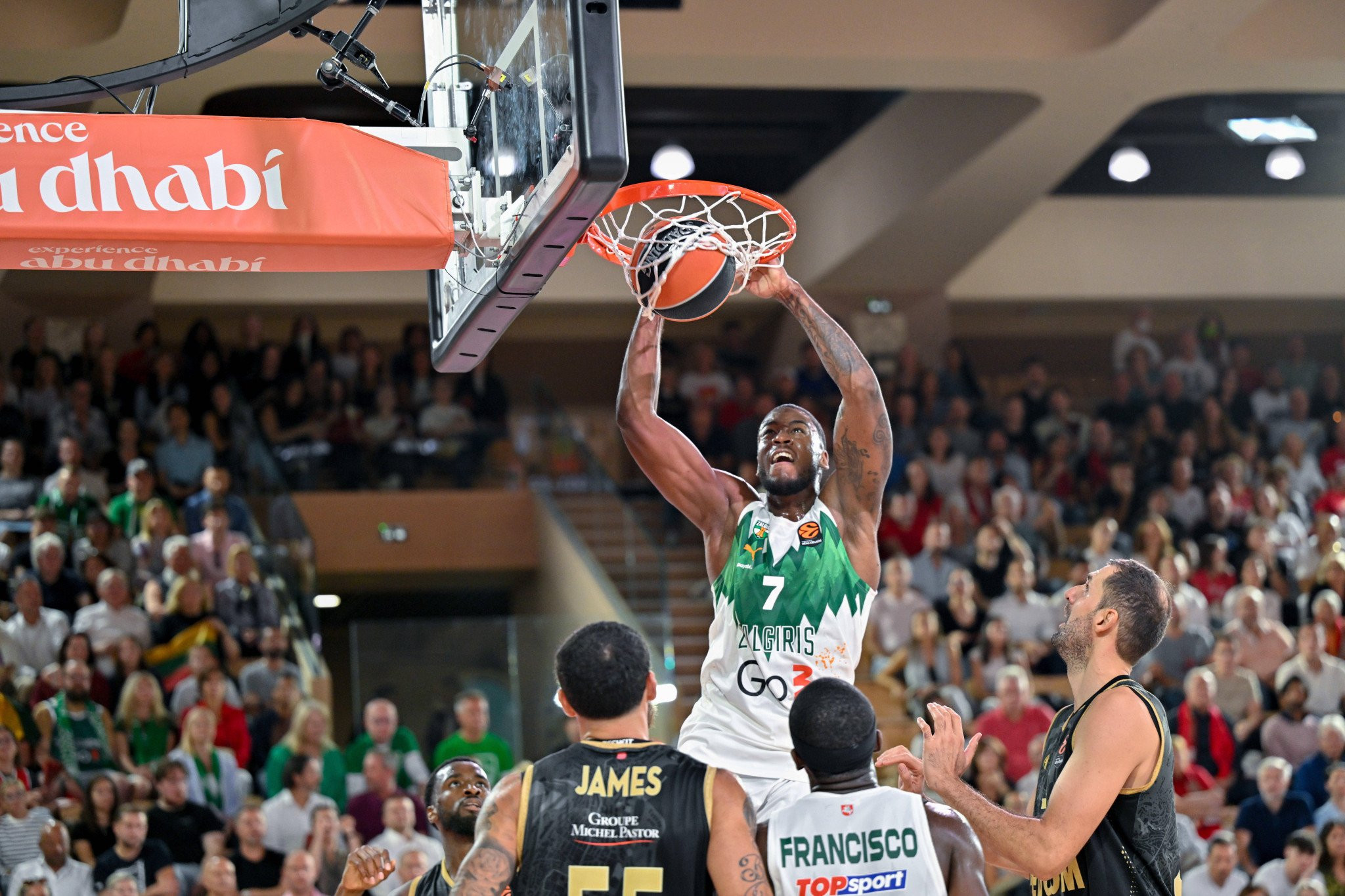 Ασταμάτητη η Ζάλγκιρις, επικράτησε και της Βαλένθια στο Κάουνας