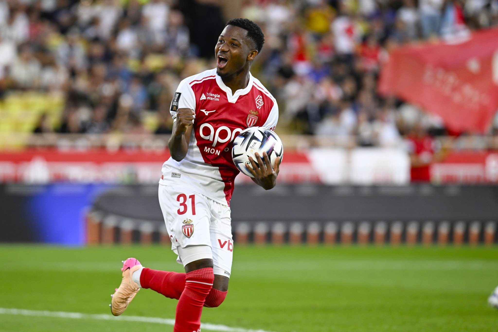 Από «μαύρο πρόβατο» στην Μπαρτσελόνα αστέρας στη Γαλλία: Οι τρομερές επιδόσεις του Φάτι με τη Μονακό