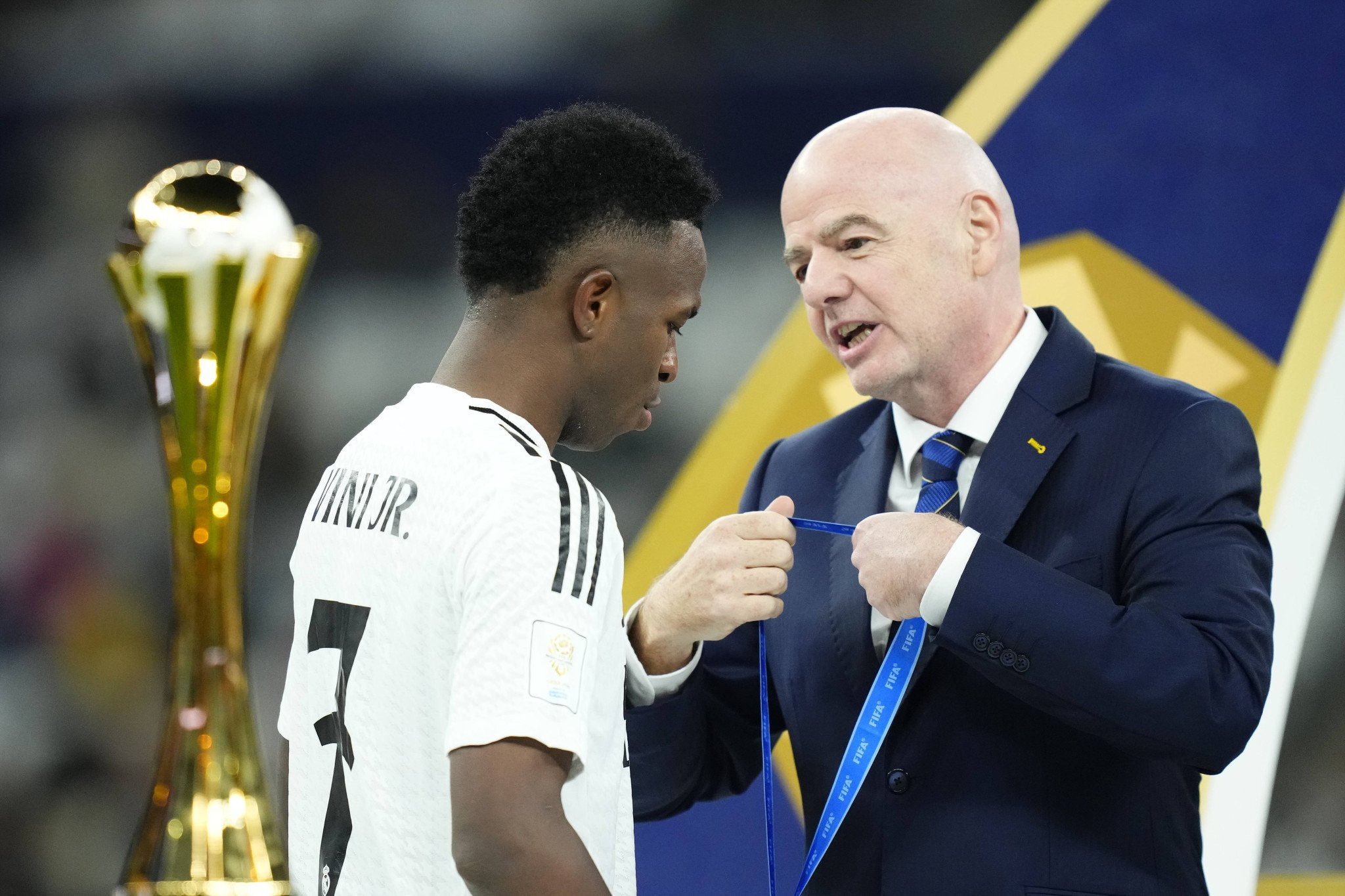 Ο μυθικός μισθός του Τζιάνι Ινφαντίνο στη FIFA, ο οποίος αυξάνεται συνεχώς