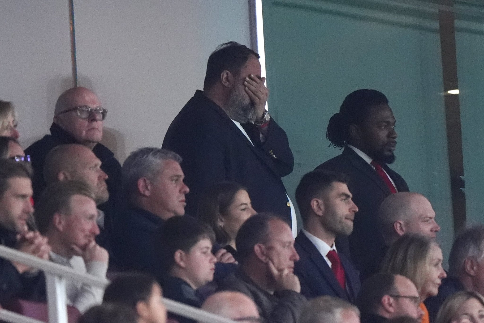 Ετσι έζησε το Αρσεναλ - Ολυμπιακός ο Βαγγέλης Μαρινάκης (photos)