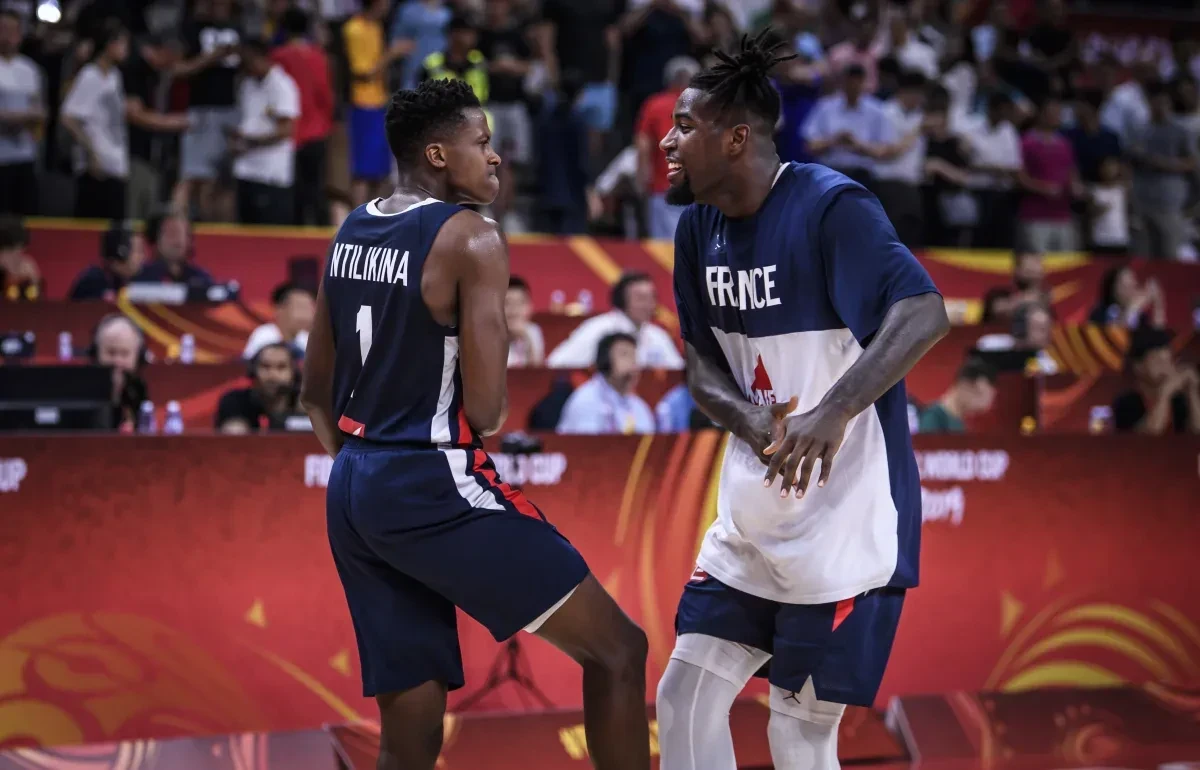 Το μήνυμα του Λεσόρ στον Νιλικίνα: «Σωστή πόλη, λάθος χρώμα»