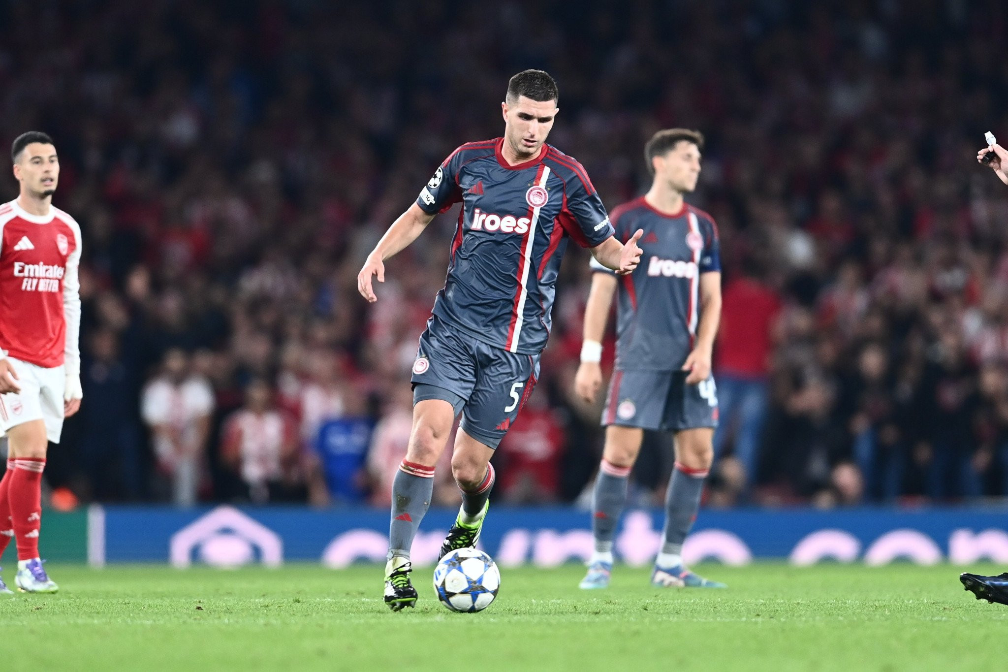 Στους πόσους βαθμούς κρίθηκε πέρυσι η 24αδα του Champions League - Τι χρειάζεται ο Ολυμπιακός