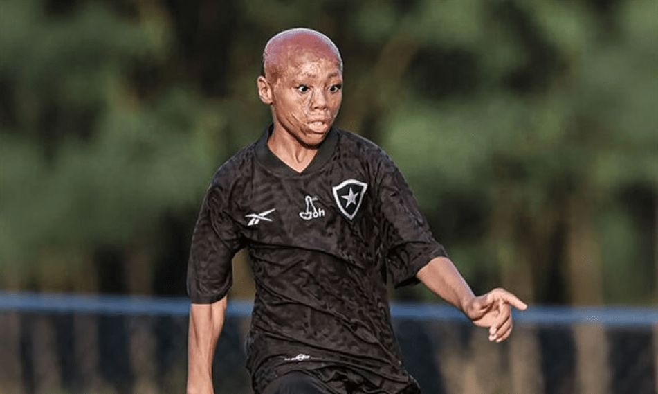 Η απίστευτη ιστορία ενός 11χρονου αγοριού - Πώς νίκησε τον θάνατο και σήμερα παίζει στη Μποταφόγκο