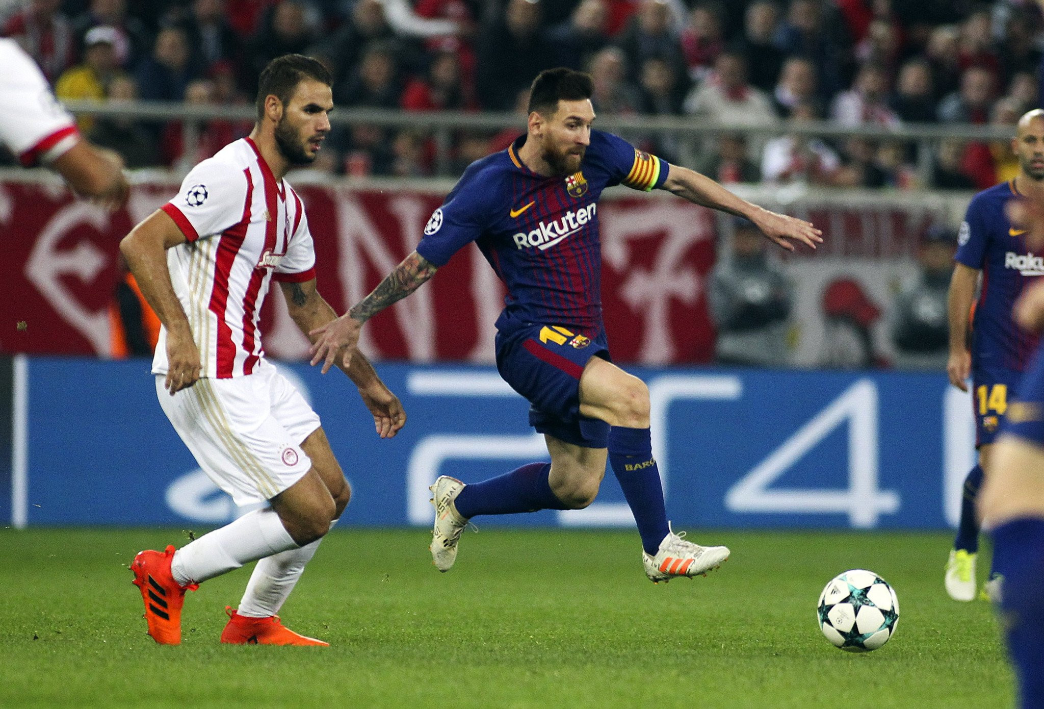 Ο Ολυμπιακός θυμήθηκε την τελευταία του αναμέτρηση με την Μπαρτσελόνα (photos)