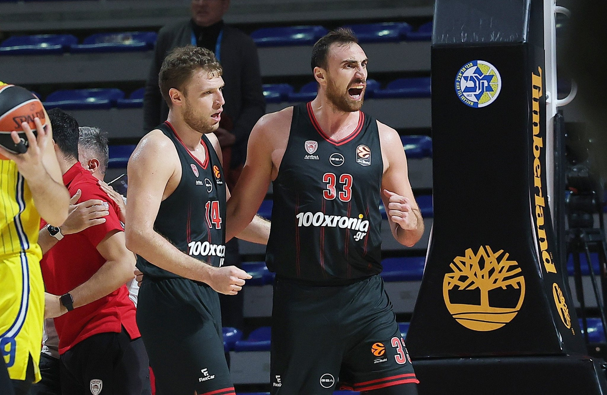 Θρυλική... ανατροπή: Ο Ολυμπιακός επέστρεψε από το -13 σε ένα 5λεπτο!