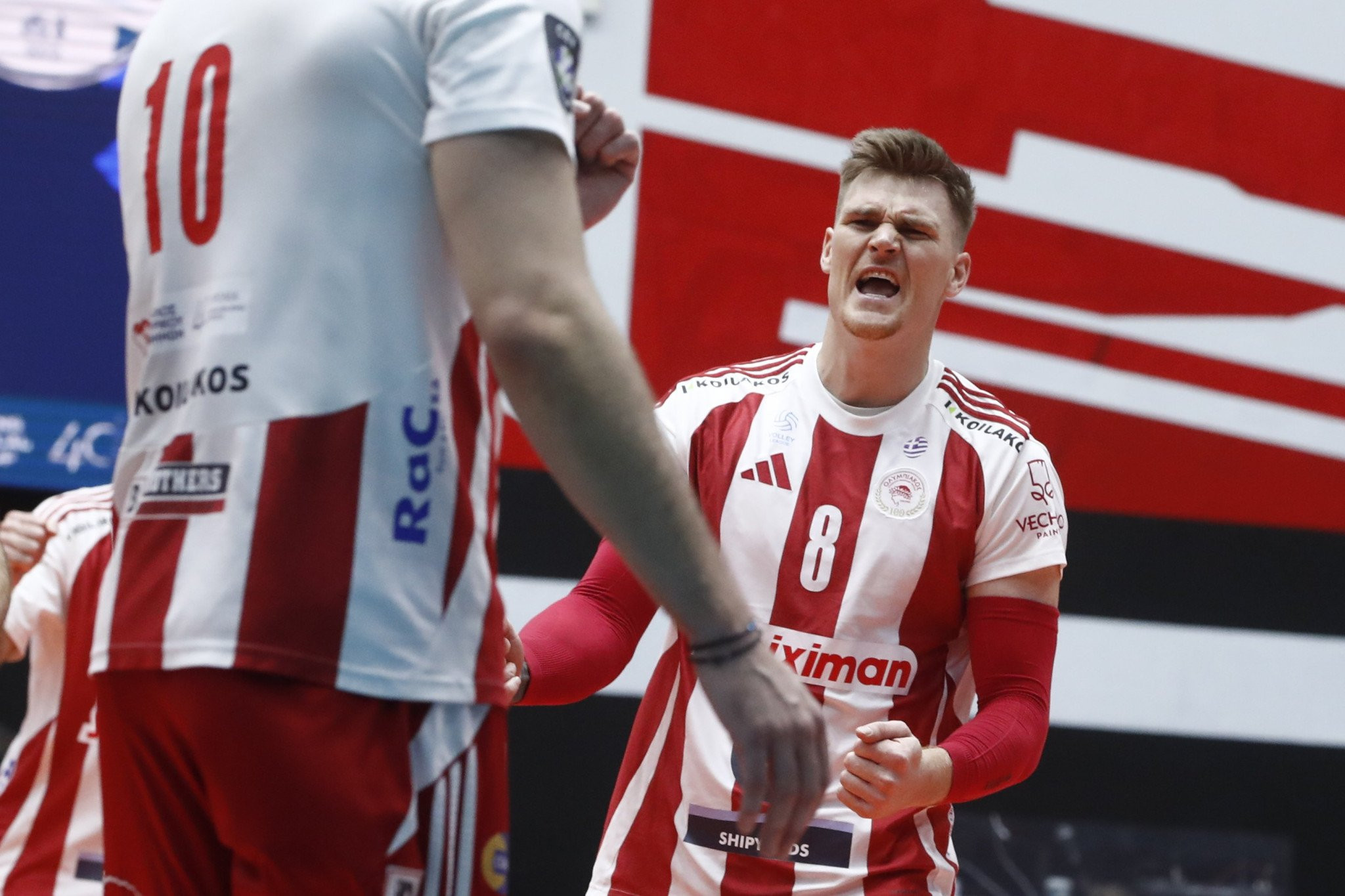 Καταιγιστικός ο Ολυμπιακός με 3-0 σετ κόντρα στη Νάπρεντακ στην πρεμιέρα του CEV Champions League