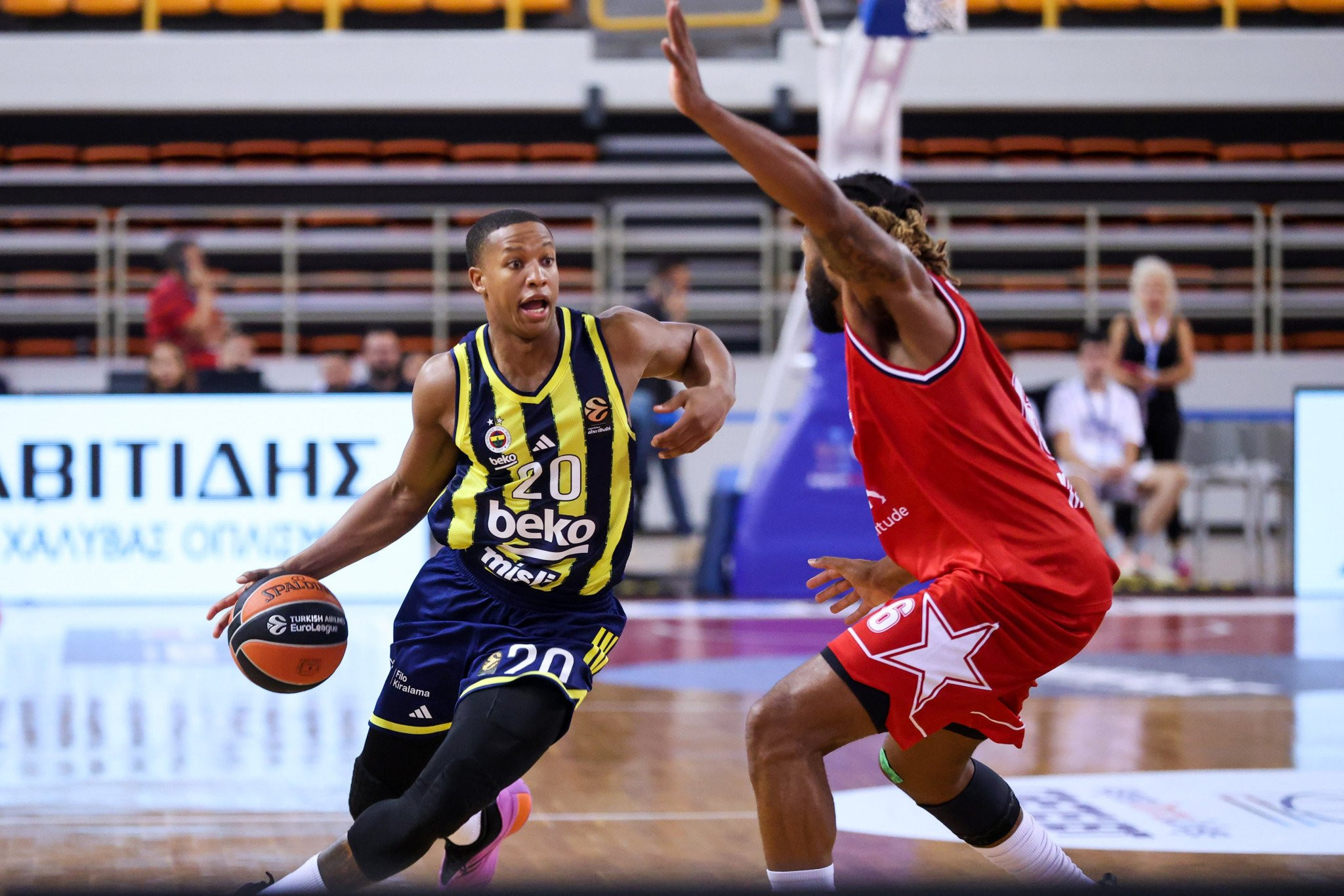 «Καθάρισε» στο φινάλε η Φενέρμπαχτσε