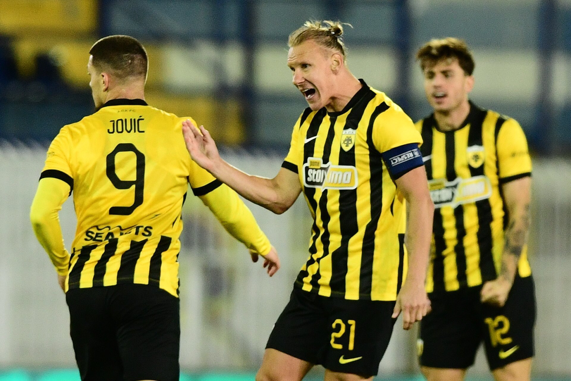 Η ΑΕΚ να μείνει πρώτη και απόψε και την άλλη Κυριακή