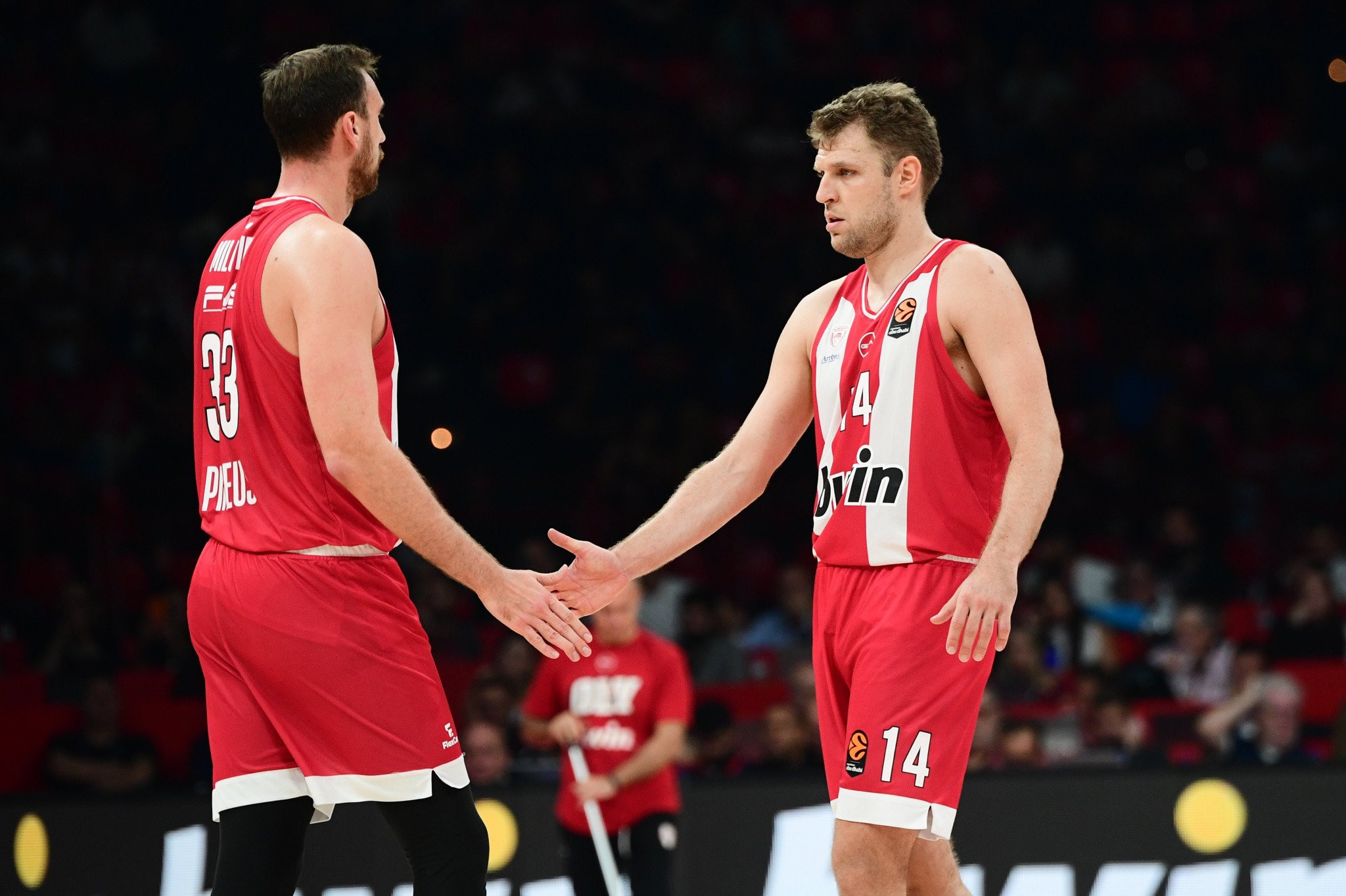 Κράτα με να σε κρατώ να ανεβούμε το βουνό