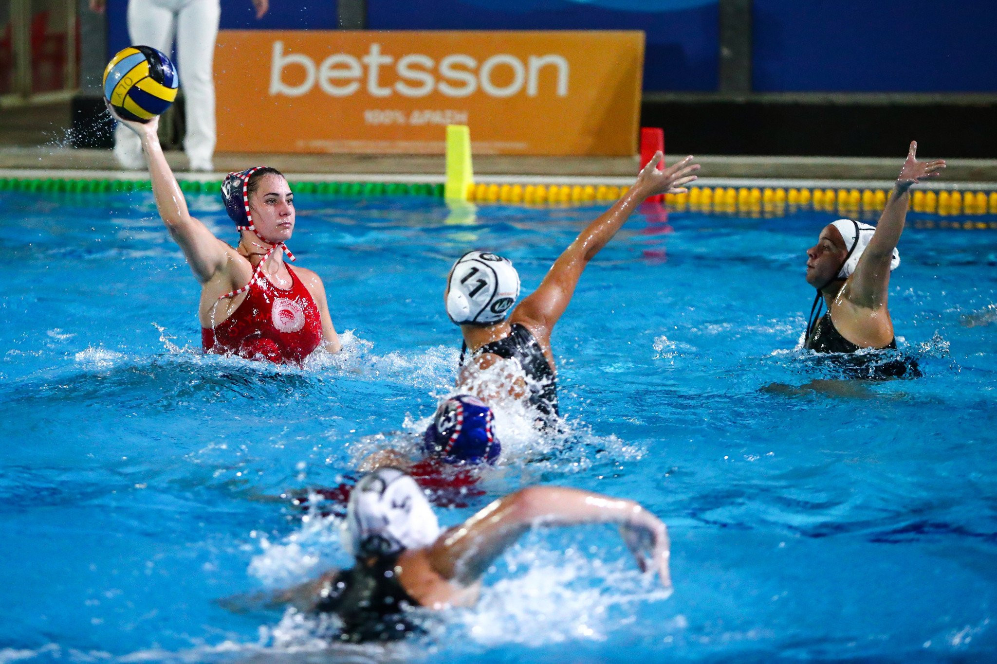 Ο Ολυμπιακός ισόβαθμος με Εθνικό και Χανιά στη Water Polo League Γυναικών