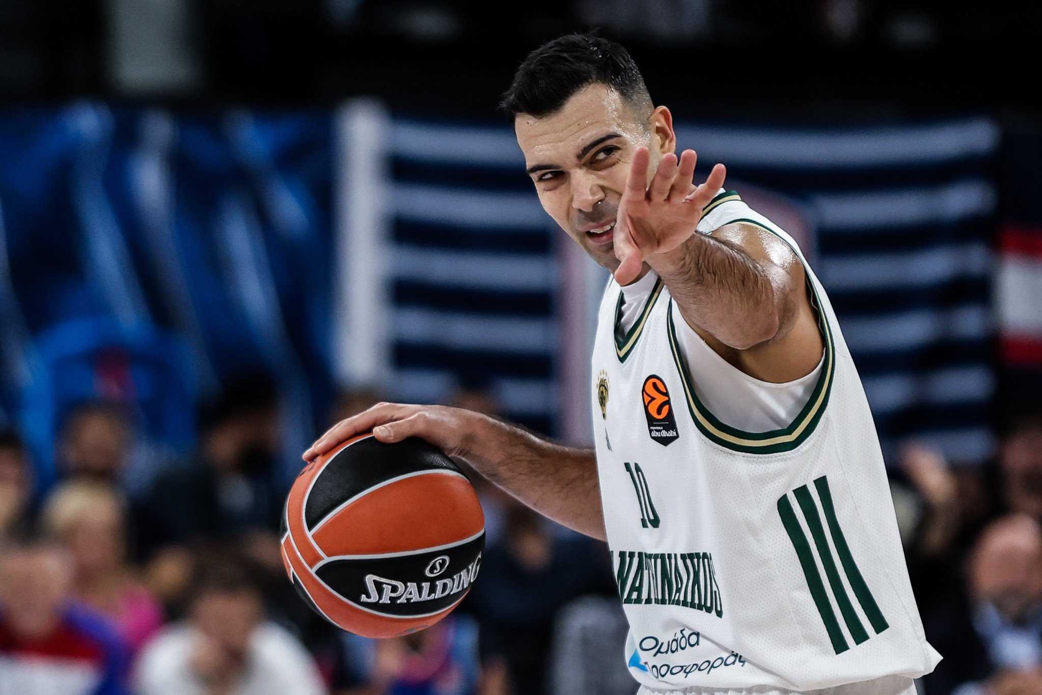 Pizzicato Slouka! Ο Παγκανίνι χωρίς δοξάρι!