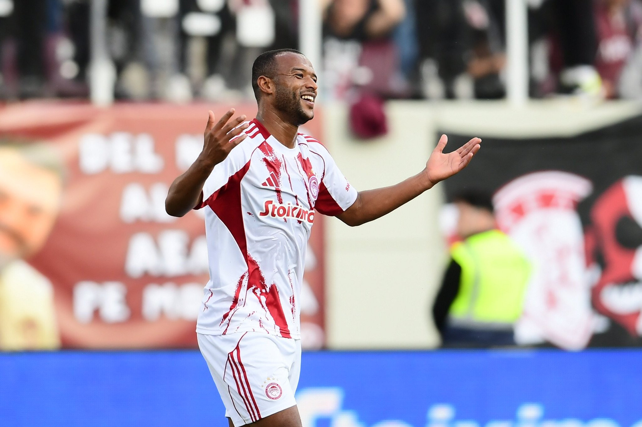 Με σόου του Ελ Κααμπί ο Ολυμπιακός νίκησε εύκολα την ΑΕΛ Novibet