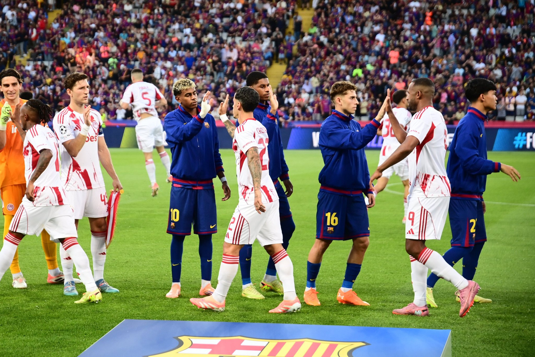 Η Μπαρτσελόνα παρέταξε τον τρίτο μικρότερο μέσο όρο ηλικίας στην ιστορία της στο Champions League