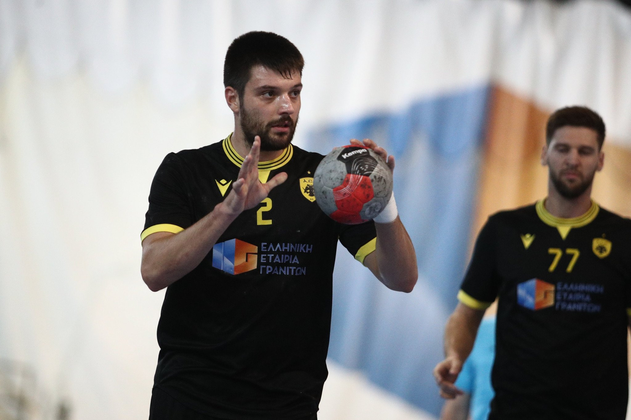Στην κορυφή της Handball Premier οι αήττητοι Ολυμπιακός και ΑΕΚ
