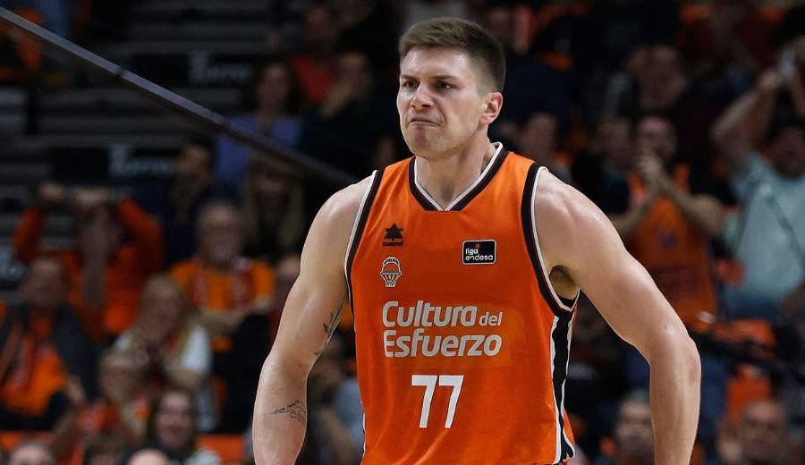 Επίσημη η μετακίνηση του Σέστινα στην Αρμάνι Μιλάνο