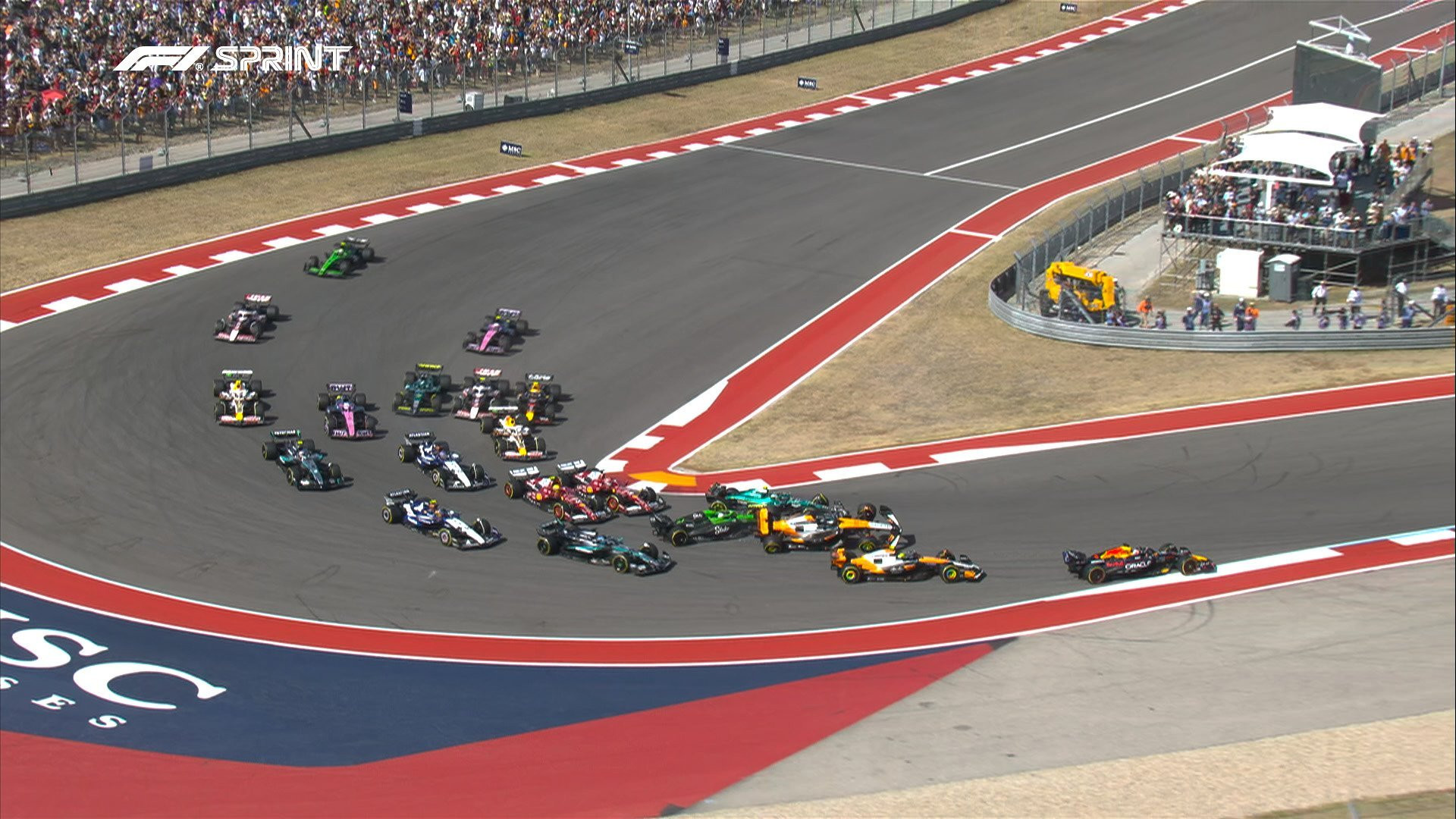 Χαμός στον πρώτο γύρο του Sprint με τις McLaren - Νόρις και Πιάστρι συγκρούστηκαν! (video)