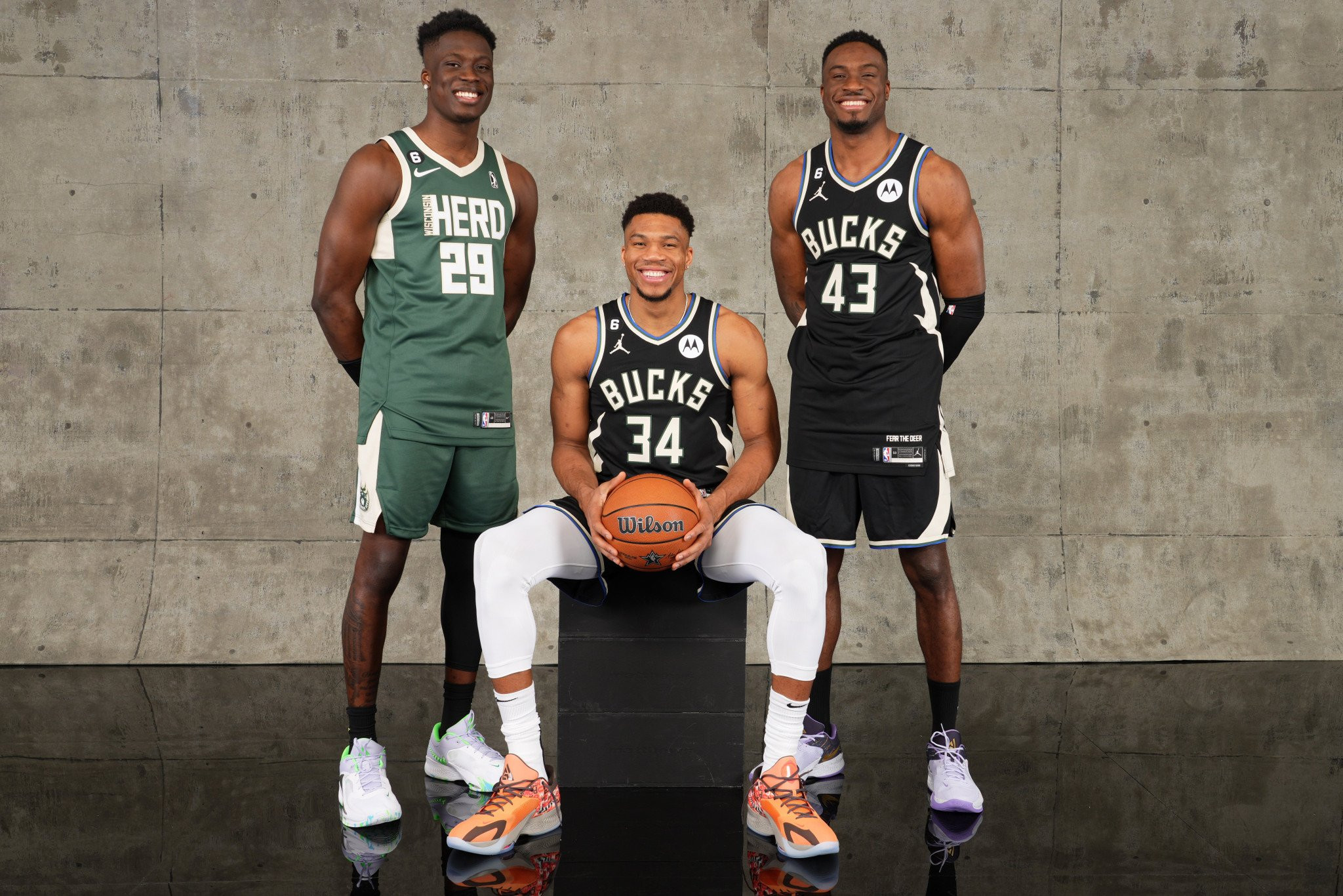 Antetokounbros vol.2: Ξανά μαζί στο NBA τα τρία αδέλφια Γιάννης, Θανάσης, Αλεξ