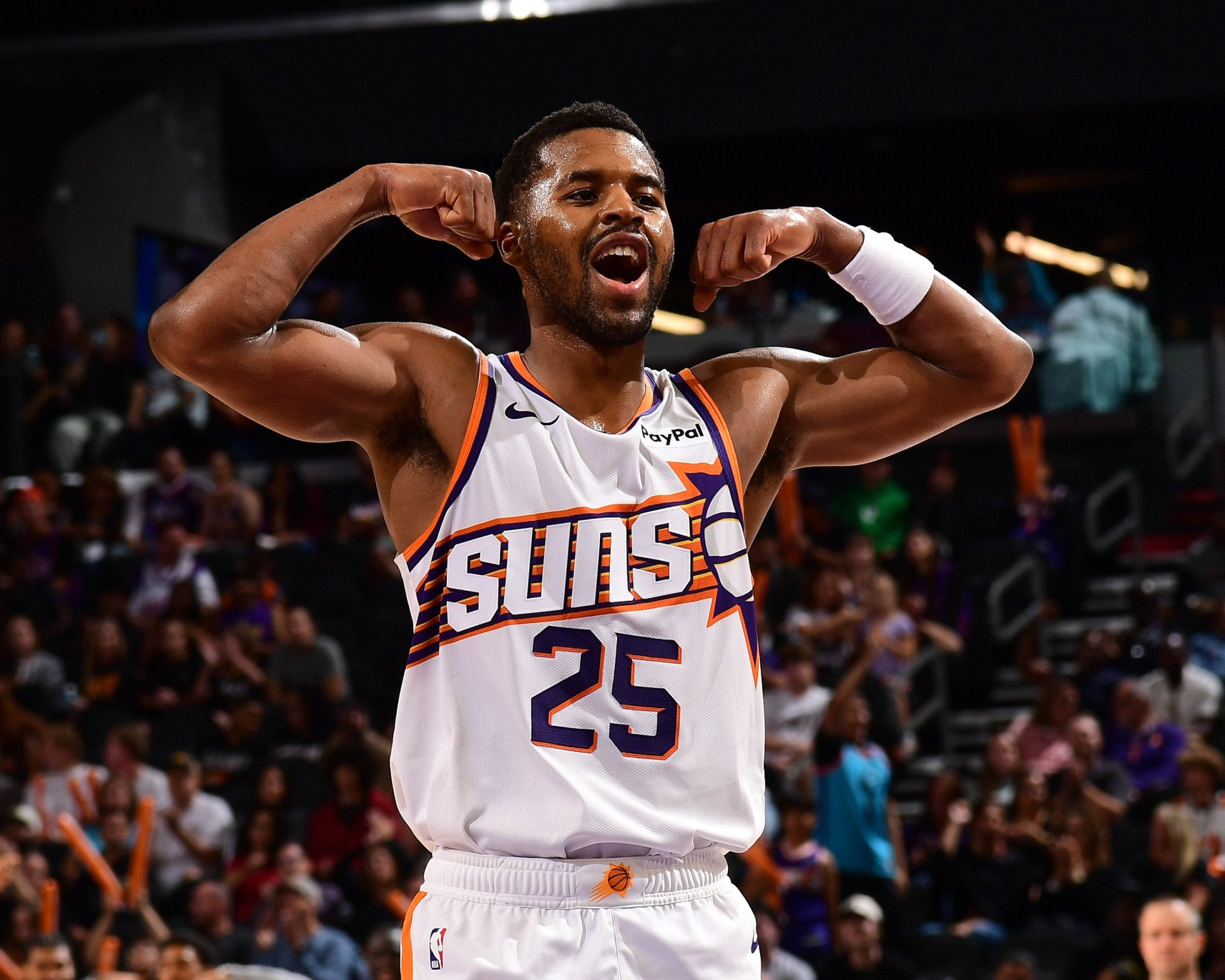 Σενάρια τέλος: Ο Μπάτλερ πέρασε τα ιατρικά στον Ερυθρό Αστέρα και είναι στη διάθεση του Ομπράντοβιτς