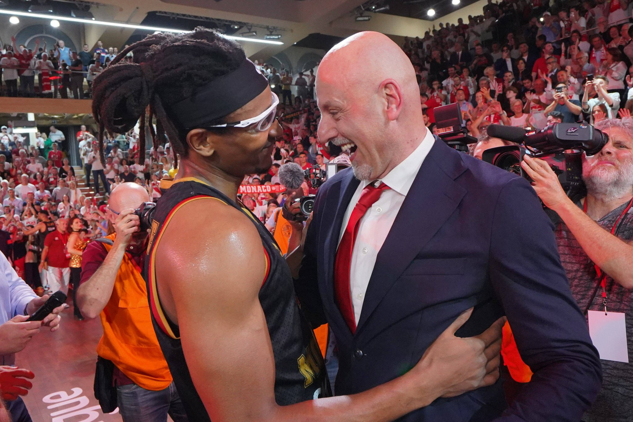 Δυο χρόνια μετά τη... ρήξη στο Μονακό, Μονέκε και Ομπράντοβιτς ξανασμίγουν στον Ερυθρό Αστέρα