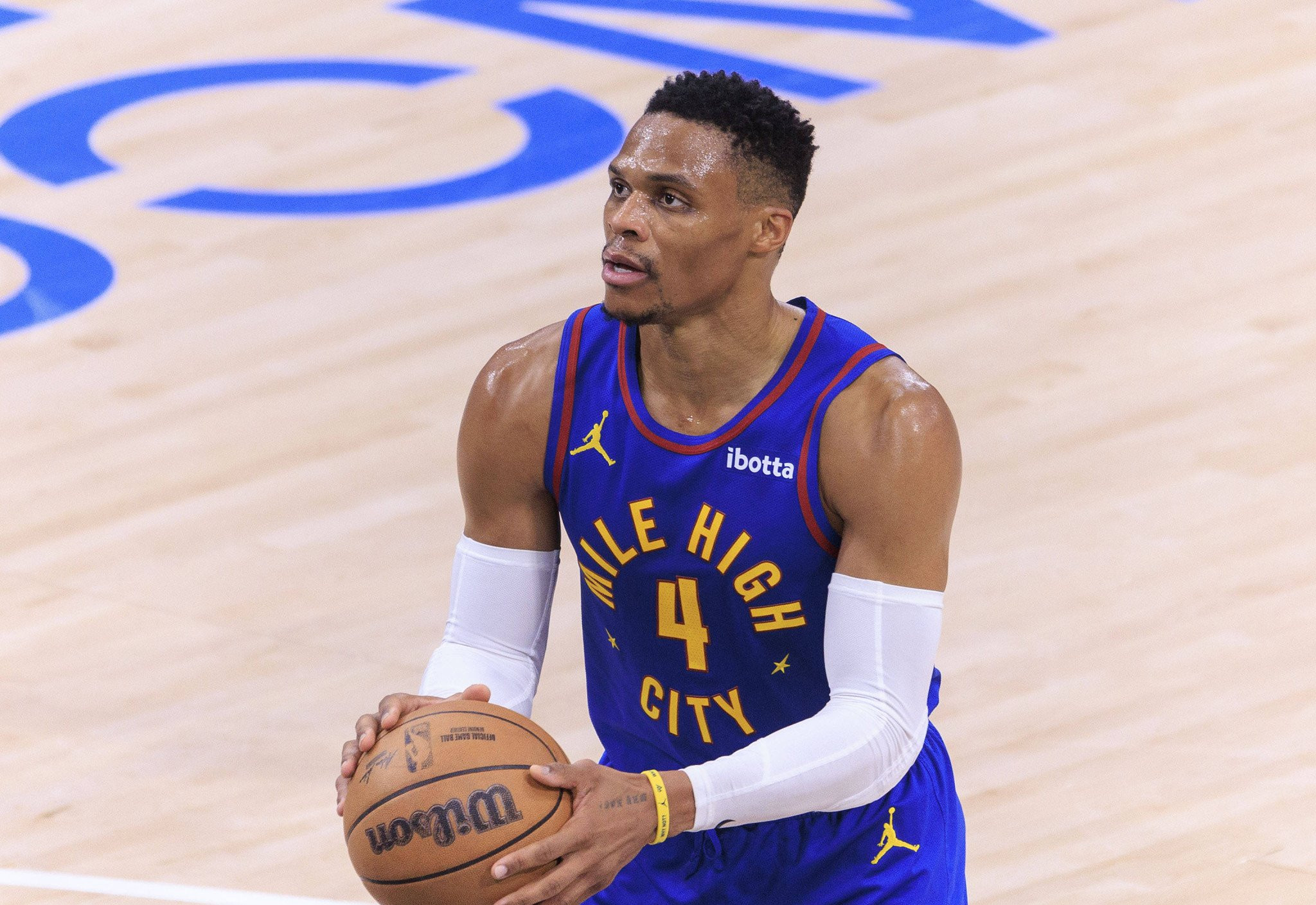 Αιχμές του Γουέστμπρουκ κατά των Νάγκετς: «Ήθελα να μείνω αλλά οι μπίζνες είναι μπίζνες»