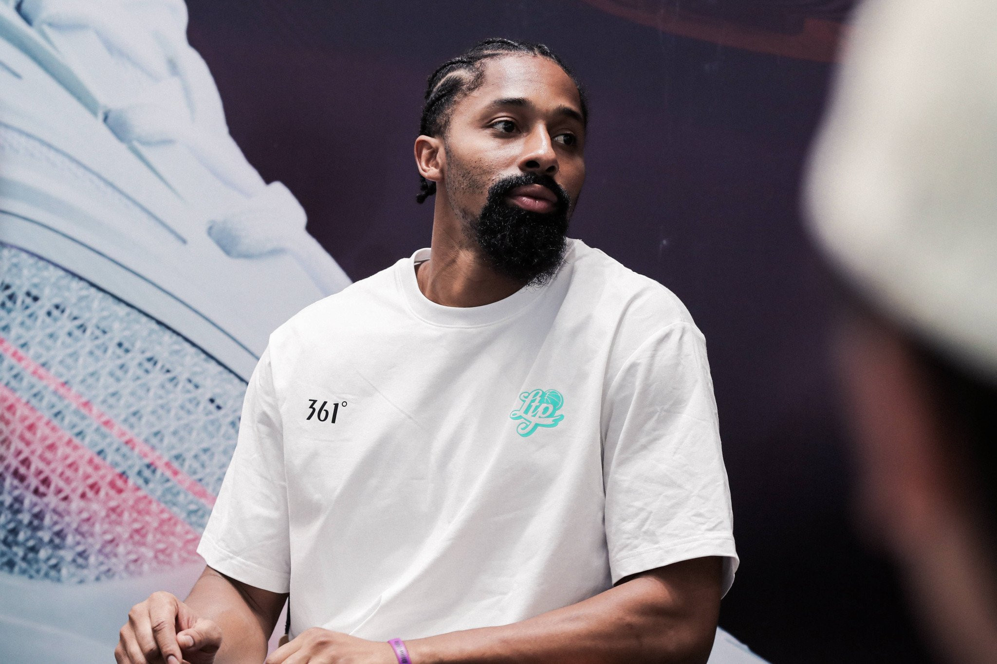 Τι είπε ο Ουρμπόνας για τον Ντίνγουιντι και το... ενδιαφέρον του Ολυμπιακού