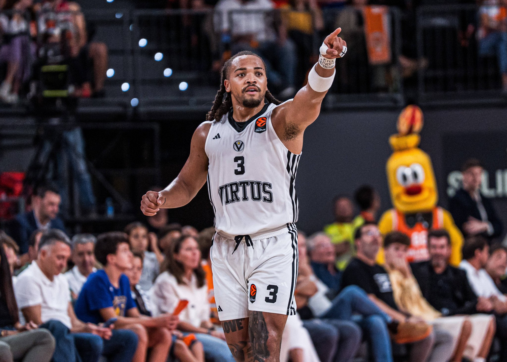 Δύσκολο βράδυ για τη Μονακό στη Μπολόνια - Μεγάλη νίκη σε δραματικό φινάλε για τη Βίρτους