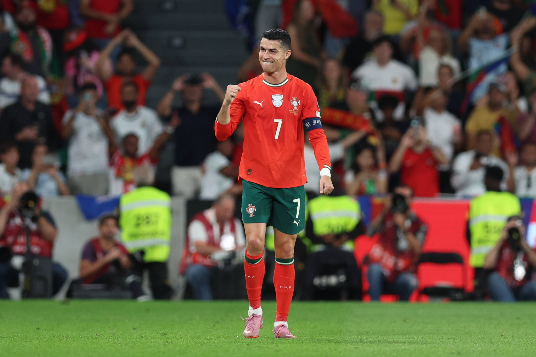 Στα... πολύ μαλακά ο Κριστιάνο για την αποβολή του - Τι θα γίνει με την παρουσία του στο Μουντιάλ