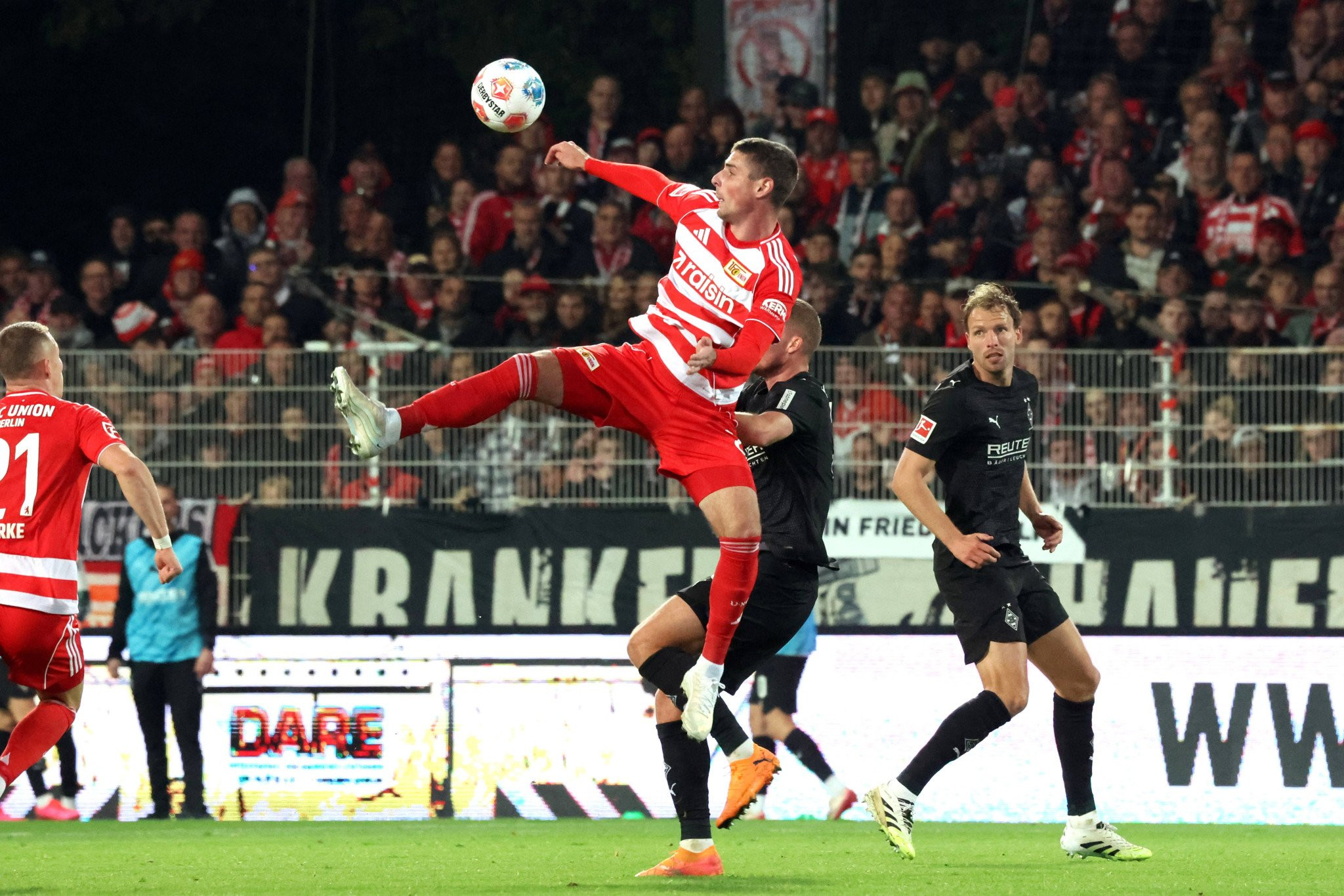 Ανώτερη η Ουνιόν Βερολίνου, υπέταξε με άνεση την Γκλάντμπαχ