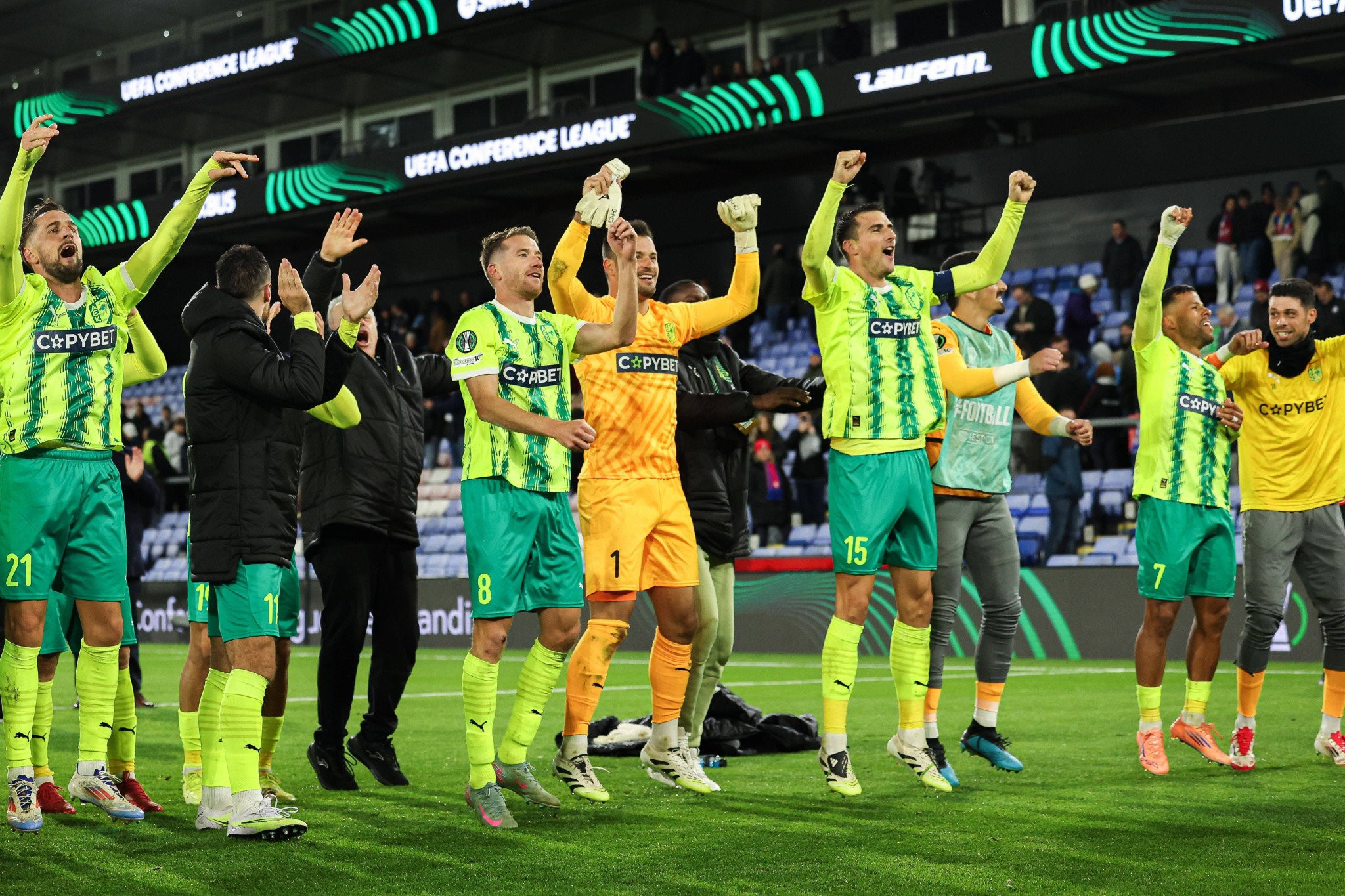 Πού θα δείτε όλη την δράση σε Europa και Conference League