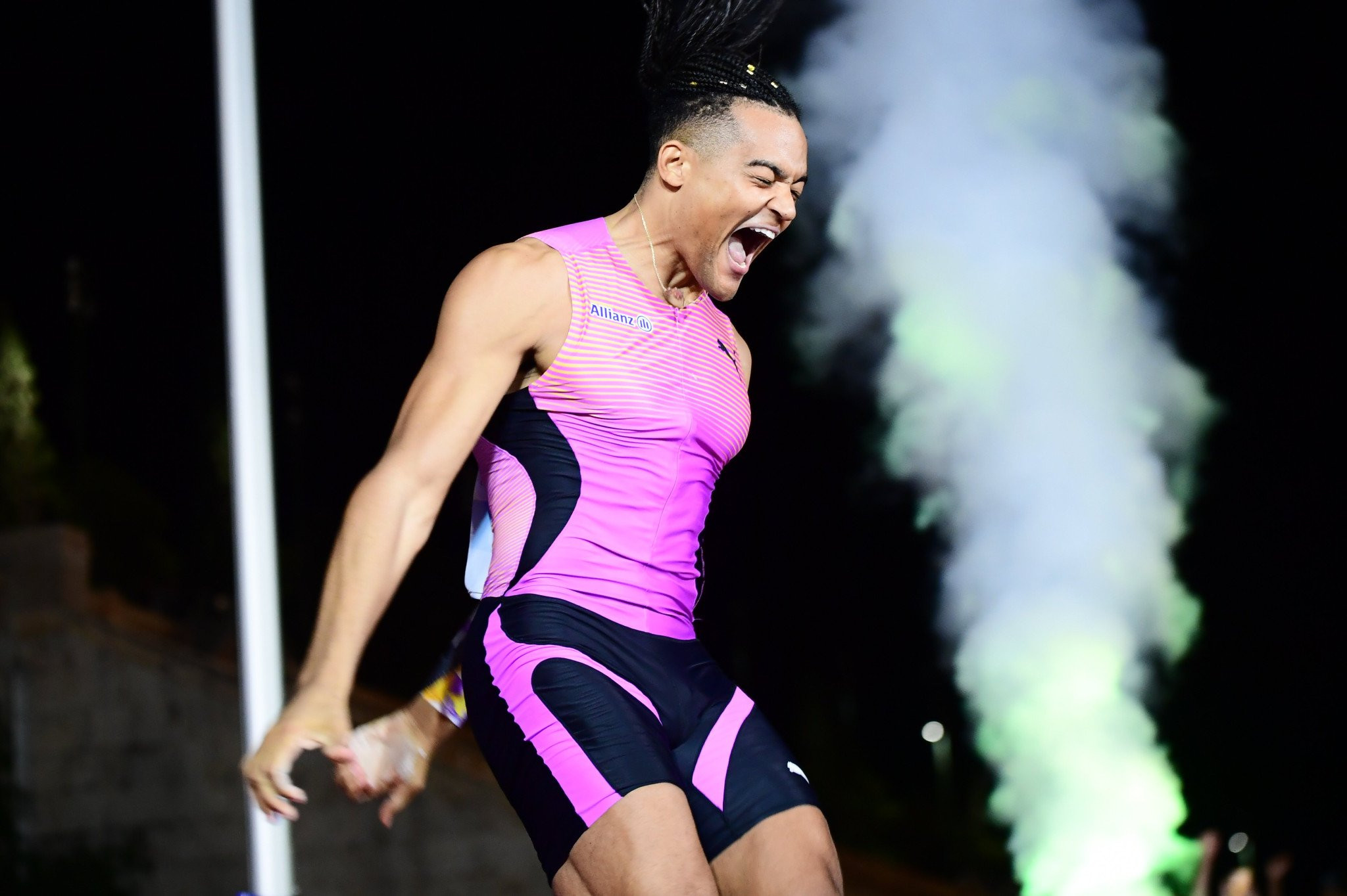 Ο Καραλής διοργανώνει το πρώτο Fly Athens Indoor στον κλειστό της Παιανίας!