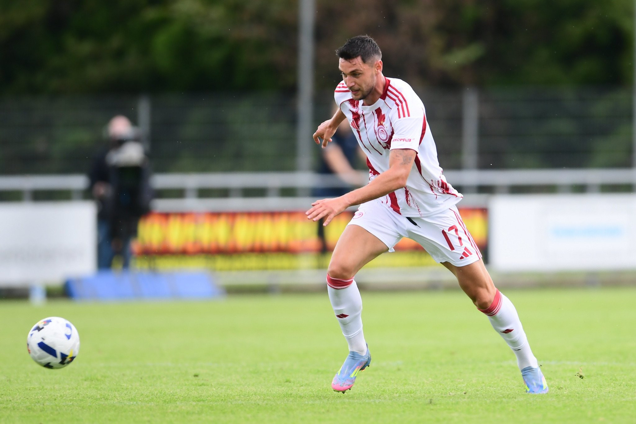 Mε Γιάρεμτσουκ η αποστολή του Ολυμπιακού για τη Λάρισα (photo)