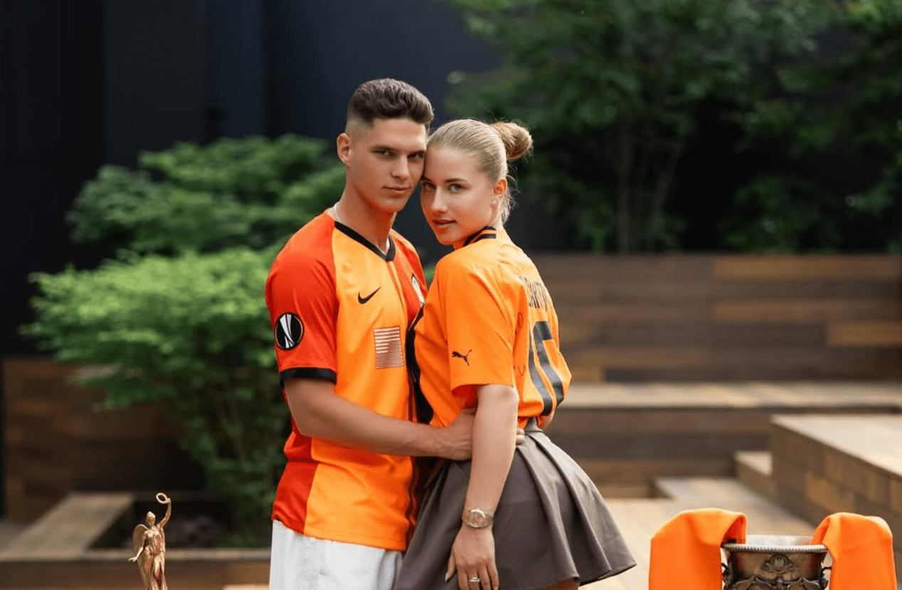 Η εμπειρία ενός ποδοσφαιριστή που άλλαξε τη ζωή του λόγω του πολέμου - «Η ζωή μου όλη μέσα σε 65 κουτιά»