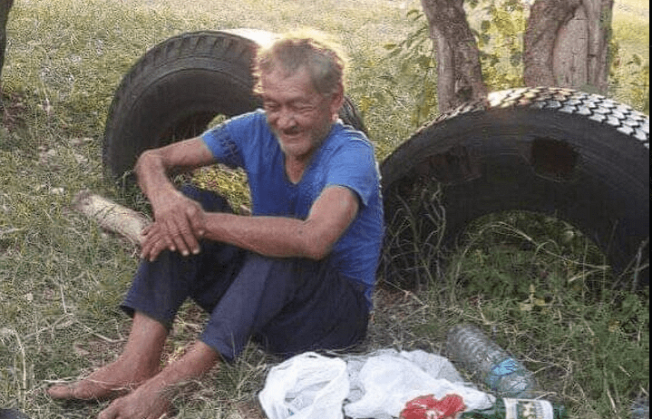 Κάποτε ήταν μεγάλος ποδοσφαιριστής, τώρα ζει στα παγκάκια, εγκαταλελειμμένος ακόμα και από τα παιδιά του (video)