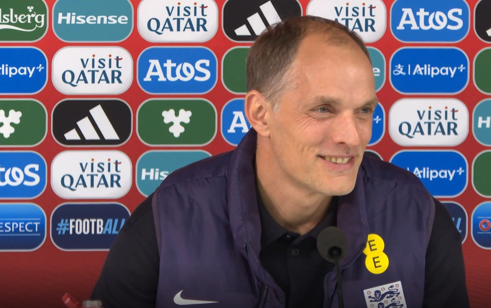 «Τόμας Τούχελ, φωνάζουμε αρκετά δυνατά για σένα;» - Η απάντηση του Γερμανού (videos)