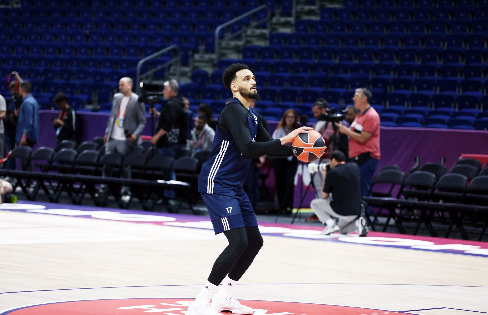 Ο Άρης παίρνει τον Αμίν Νουά