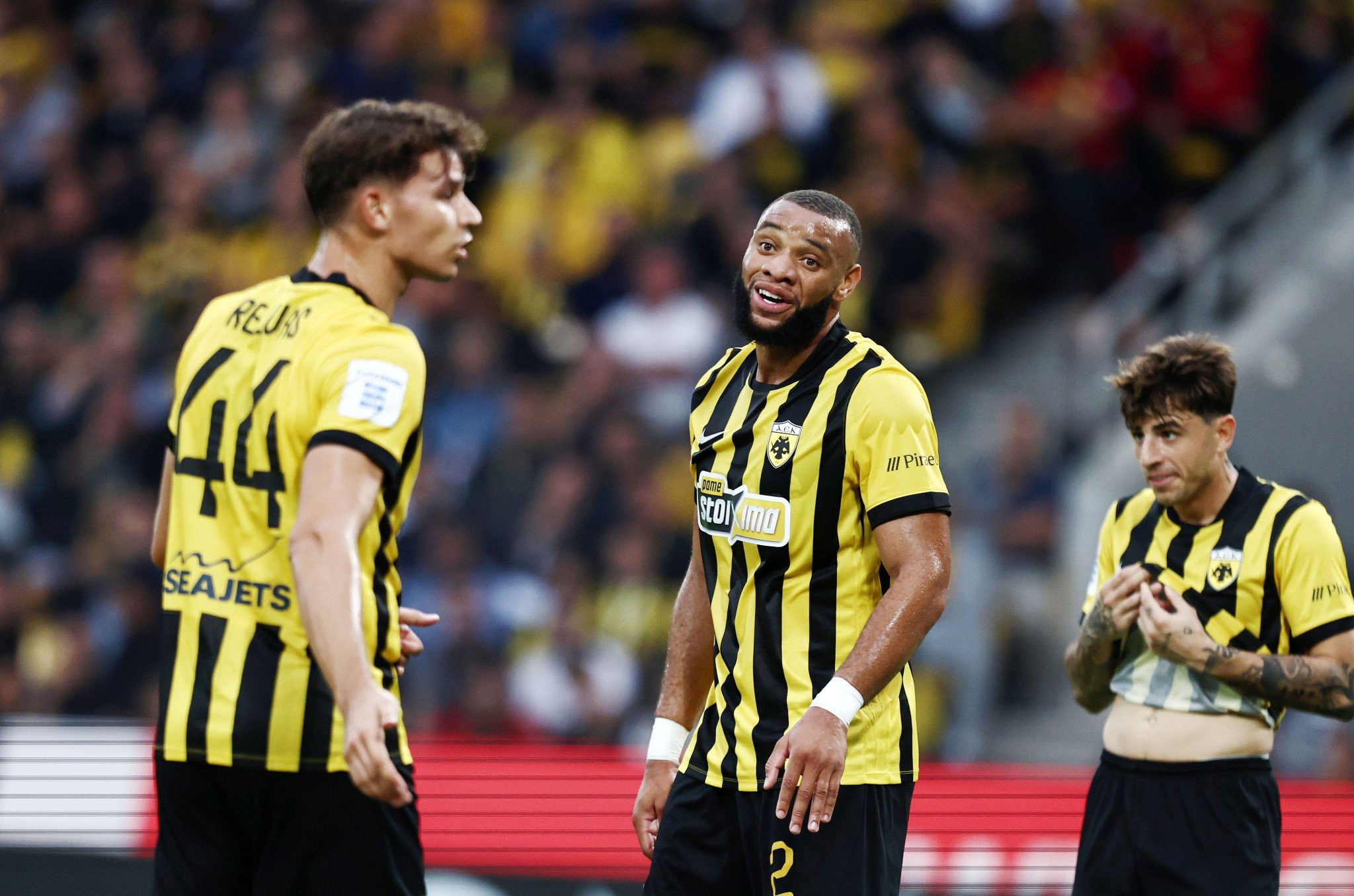 Από το «τείχος» στο ρήγμα - Πώς η άμυνα της ΑΕΚ μοιάζει πιο ευάλωτη από ποτέ