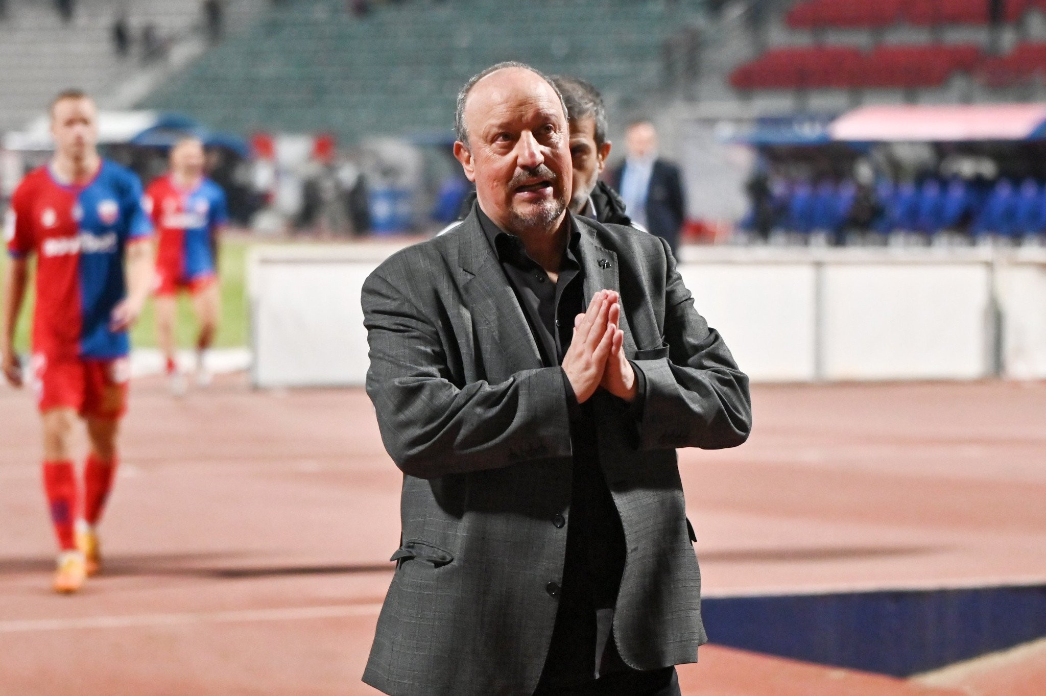 Μπενίτεθ: «Δουλειά μου να βελτιώσω την ομάδα - Υπάρχουν θέματα αυτοπεποίθησης και θα τα λύσουμε»