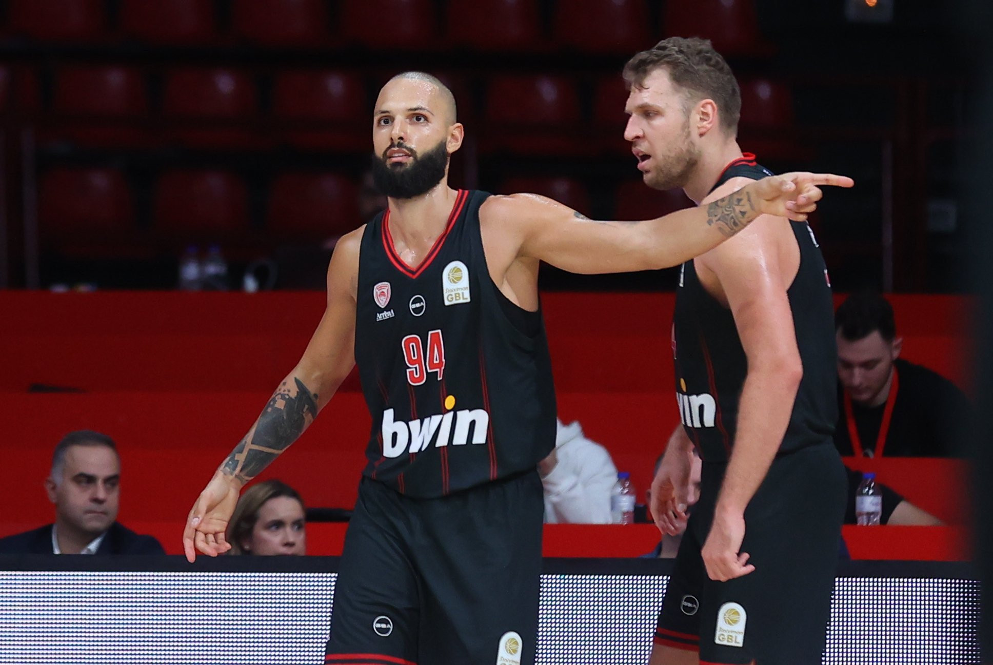 Ολυμπιακός - Παρτιζάν: Η ώρα και το κανάλι μετάδοσης του αγώνα