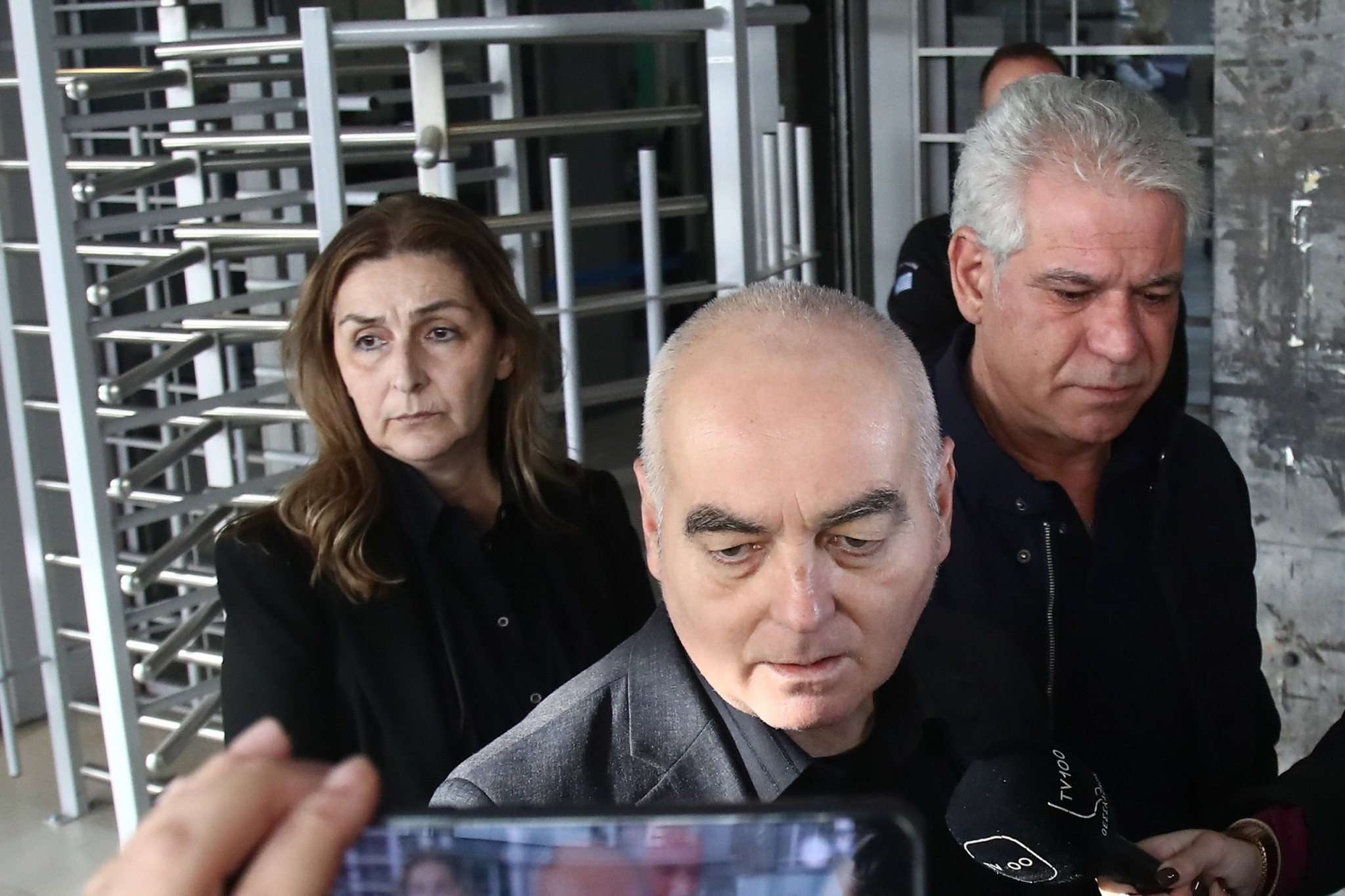 Συγκλονίζει η μητέρα του Άλκη Καμπανού - «Τα ισόβια σε αυτήν τη δίκη τα πήρα εγώ» (video)