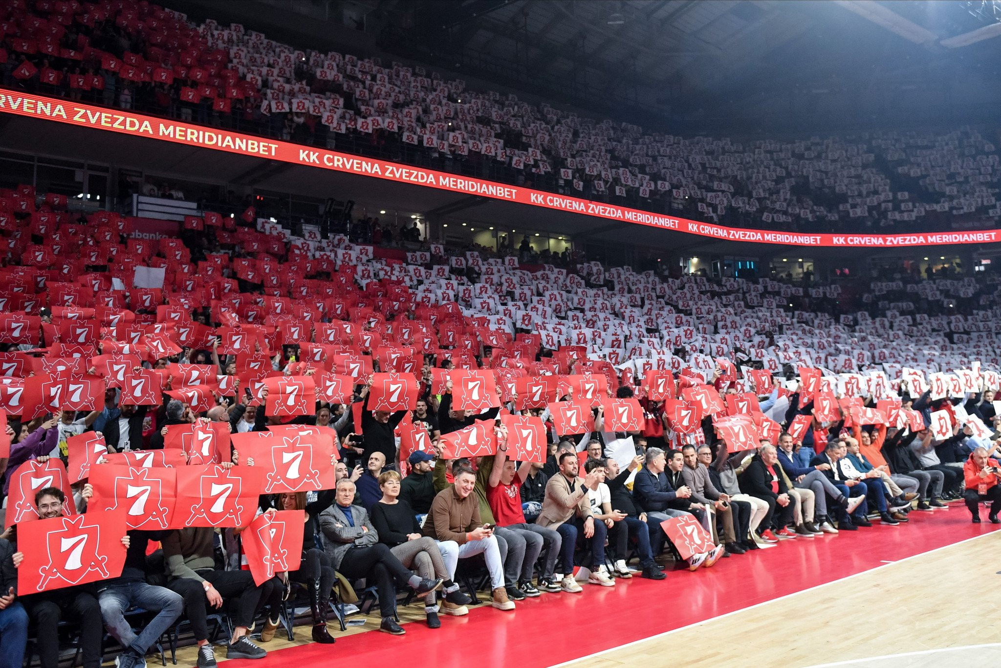 Πρόστιμο και μερικό κλείσιμο της έδρας του Ερυθρού Αστέρα - Ο λόγος που η Euroleague τιμώρησε τους Σέρβους