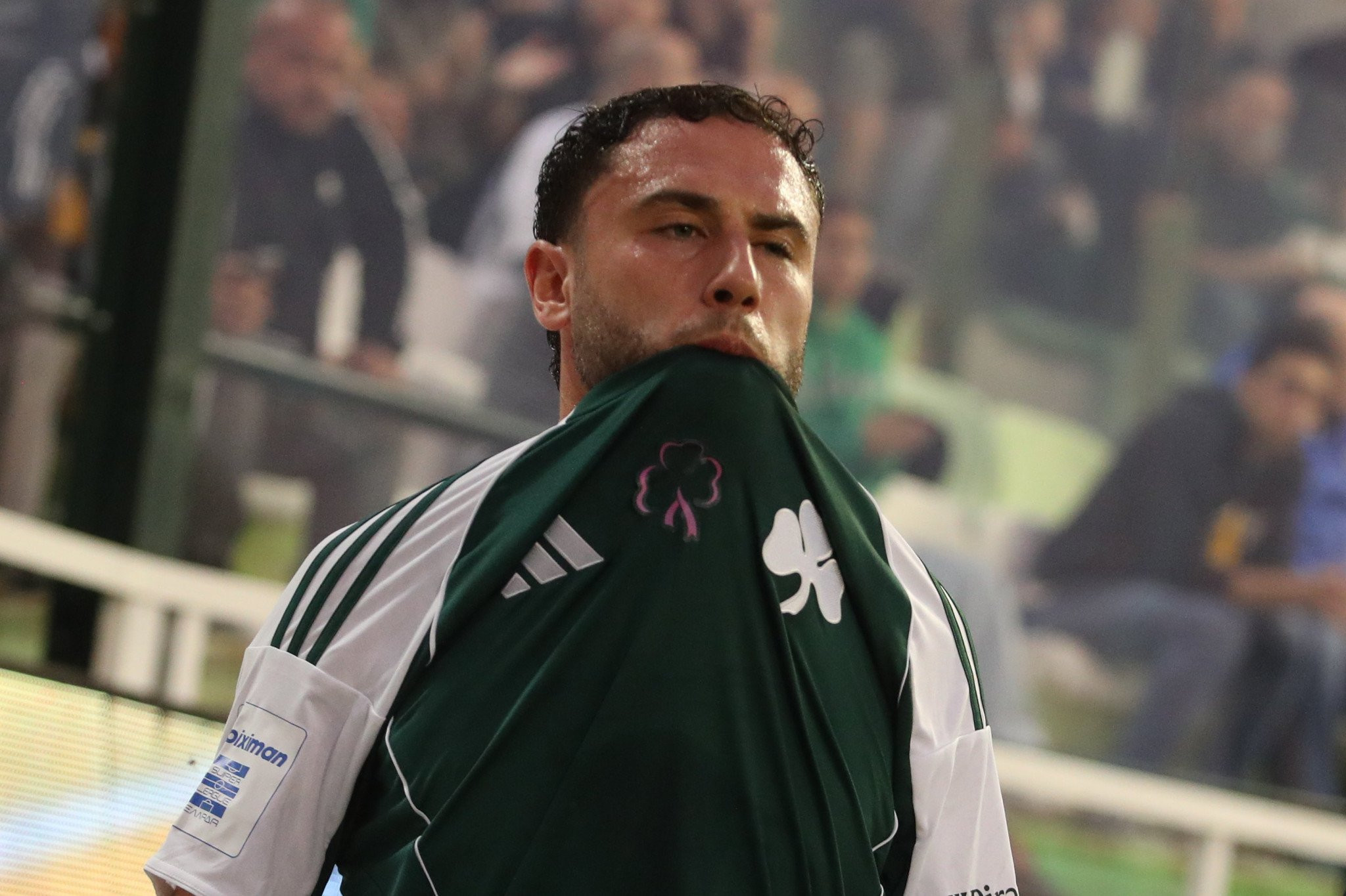 Θλάση πρώτου βαθμού ο Καλάμπρια - «Μπήκε» με την ομάδα ο Πελίστρι