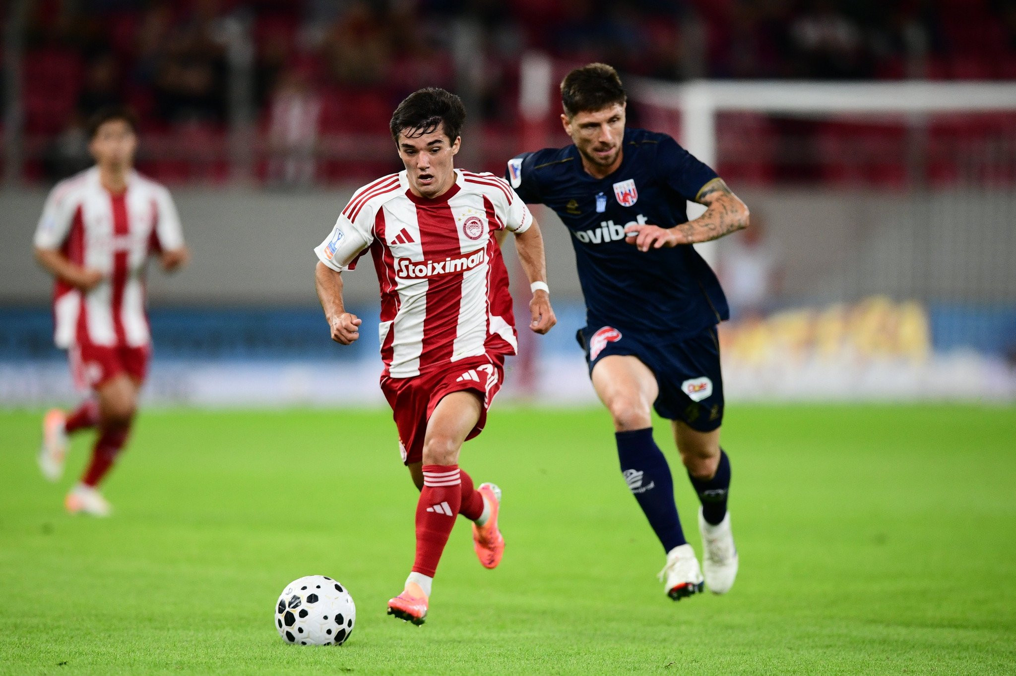 Πού θα δείτε Ολυμπιακός-Άρης, την έξοδο του Παναθηναϊκού στον Βόλο και το Ατρόμητος-Κηφισιά