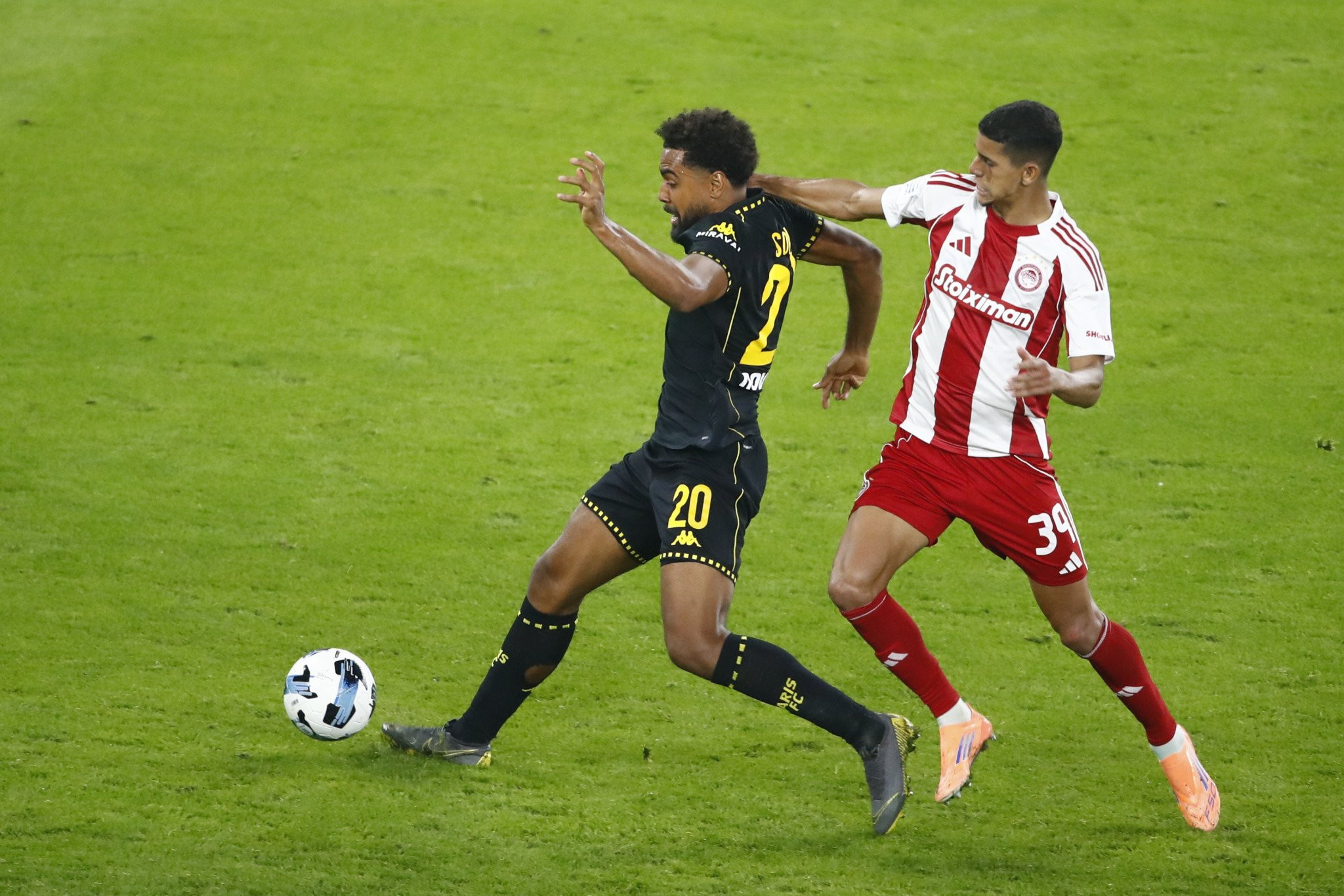 Μέσα Δώνης και Σούντμπεργκ για ΑΕΚ, αναμονή για Γαλανόπουλο