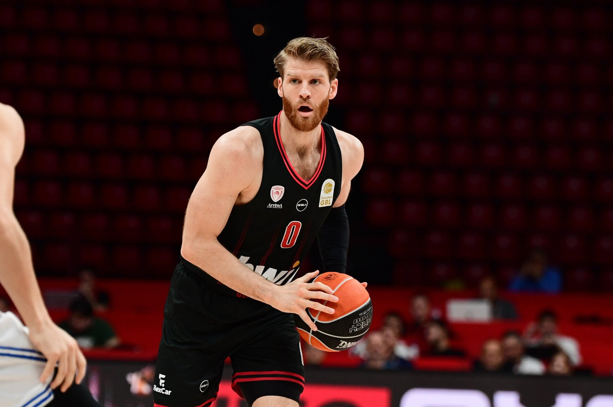 Αρμάνι – Ολυμπιακός με ενισχυμένο Bet Builder σε πόντους, ασίστ