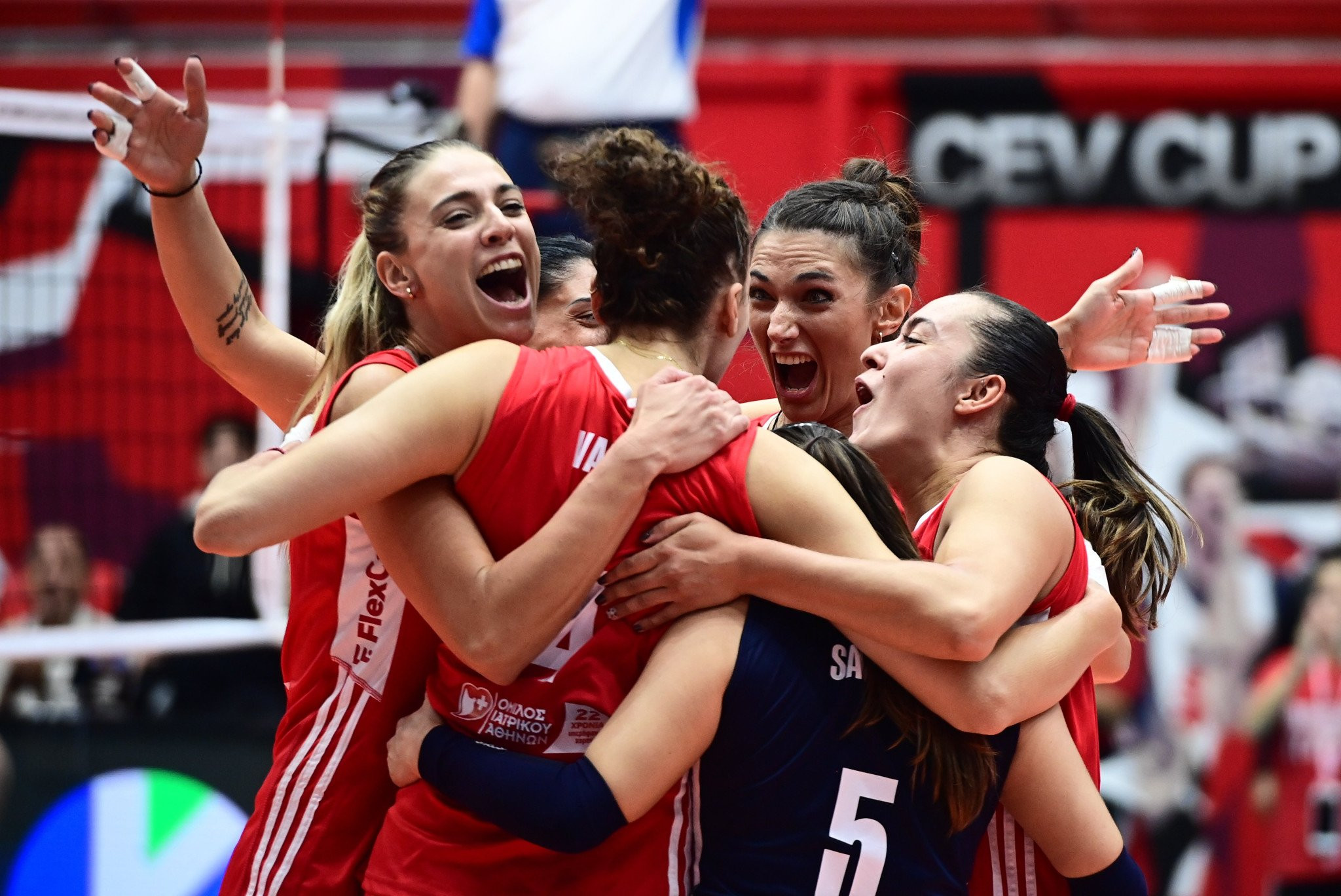 Μεγάλη εντός έδρας νίκη για την ομάδα βόλεϊ του Ολυμπιακού στο CEV Champions League