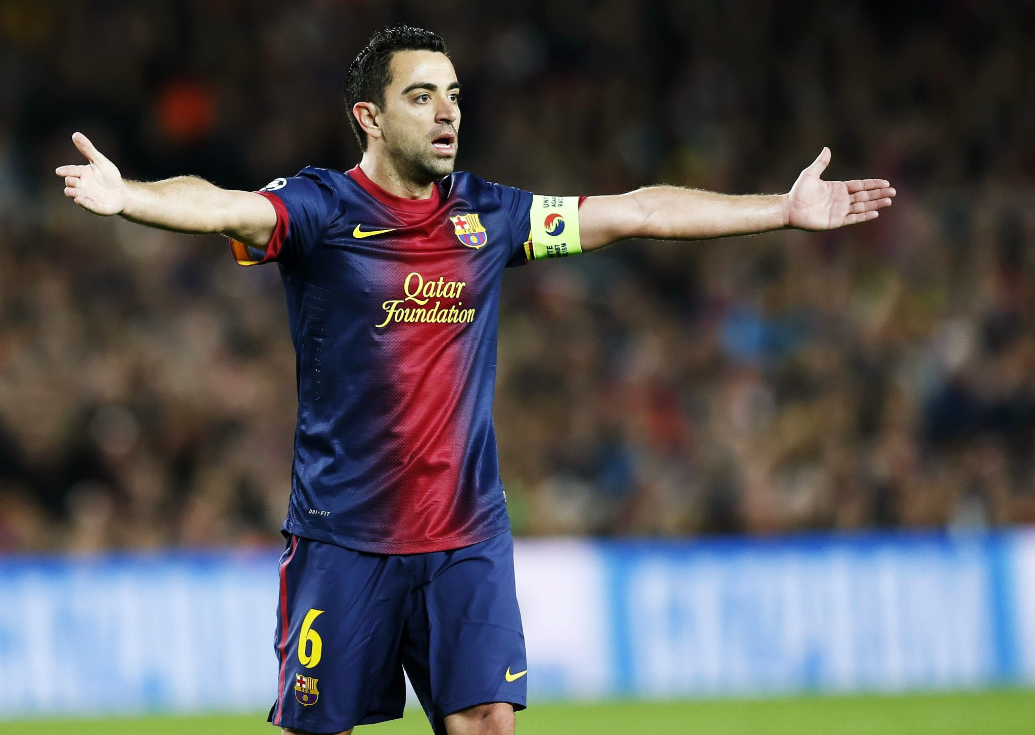 «Φρενίτιδα» για τις συλλεκτικές κάρτες του θρυλικού Τσάβι: Αγγίζουν τα 2.000 ευρώ! (video)